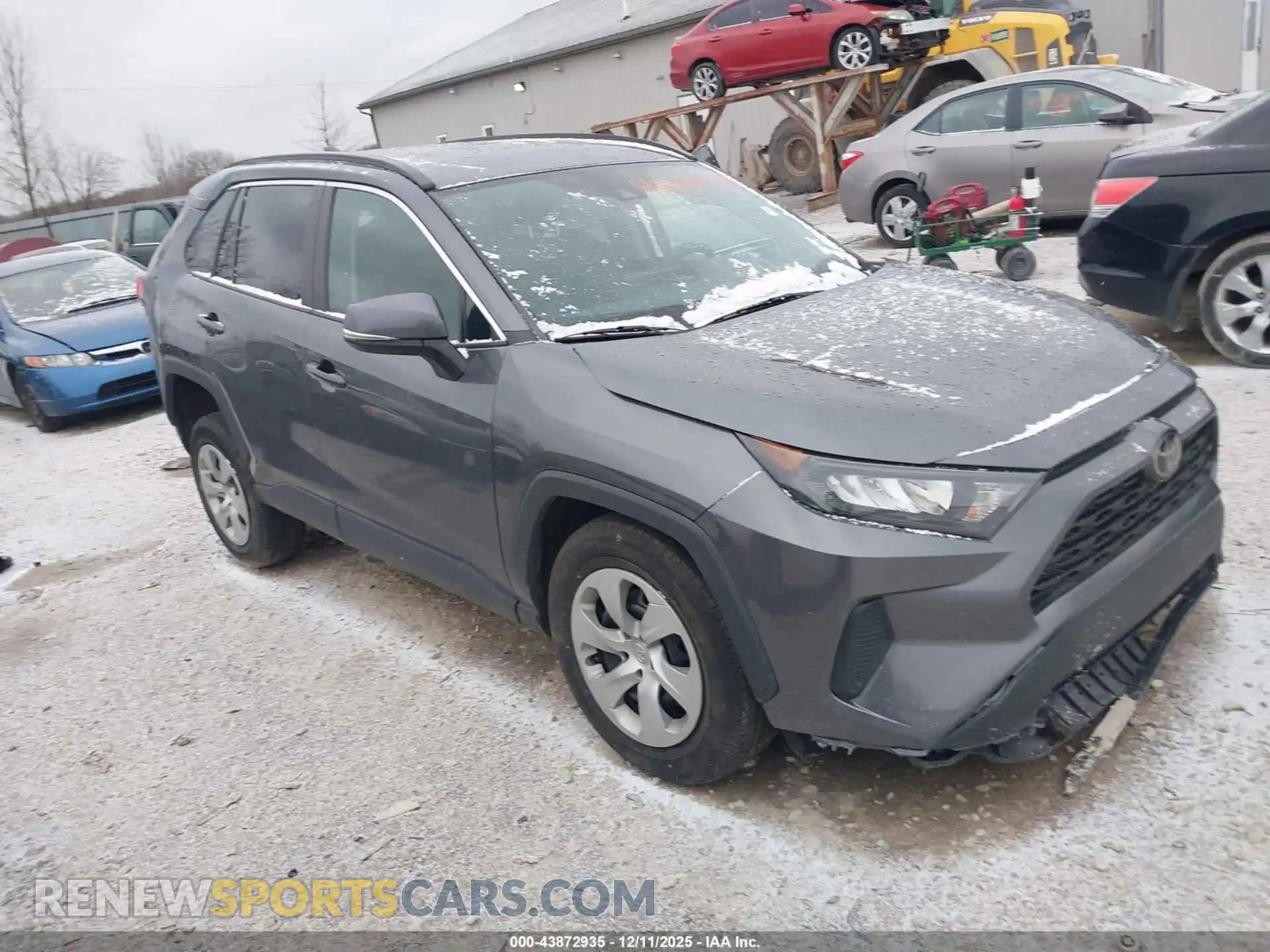 1 Photograph of a damaged car 2T3K1RFV1MC124410 TOYOTA RAV4 2021