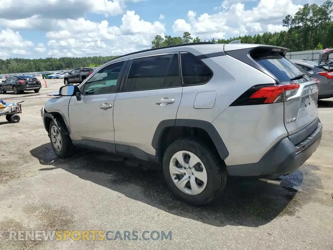 2 fotografías del automóvil dañado 2T3K1RFV1MC165880 TOYOTA RAV4 2021