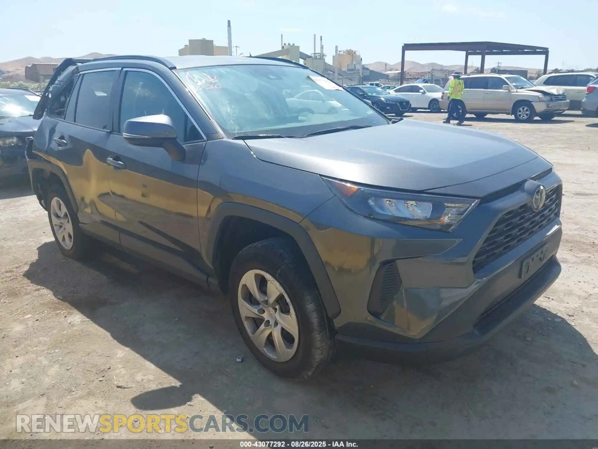 1 Photograph of a damaged car 2T3K1RFV2MC090767 TOYOTA RAV4 2021