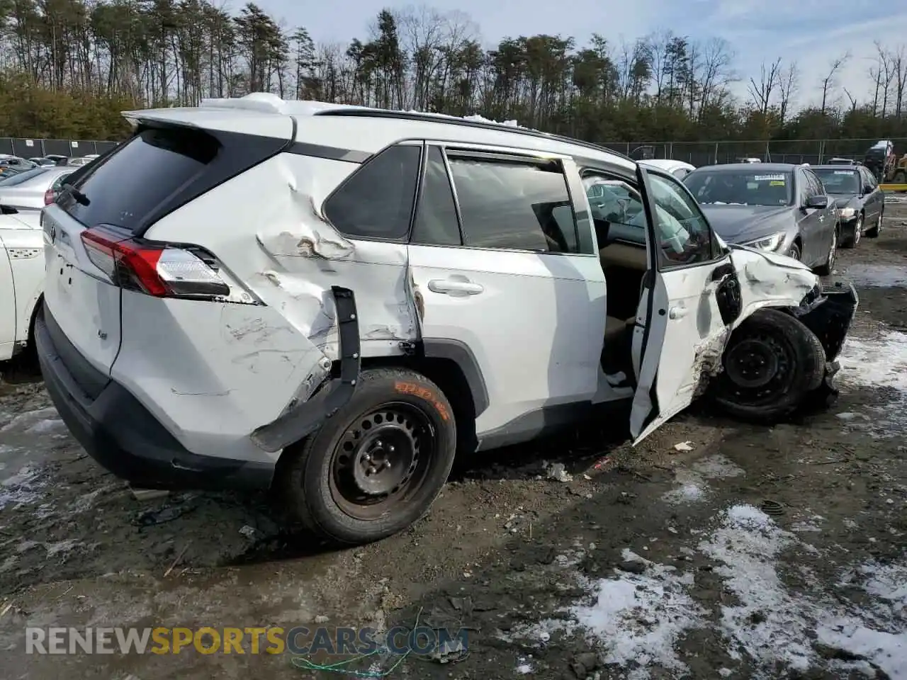 3 Фотография поврежденного автомобиля 2T3K1RFV6MC097222 TOYOTA RAV4 2021