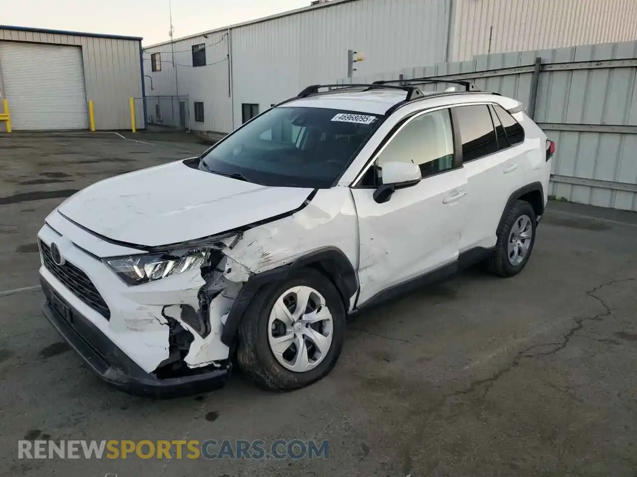 1 Photograph of a damaged car 2T3K1RFV6MC102502 TOYOTA RAV4 2021