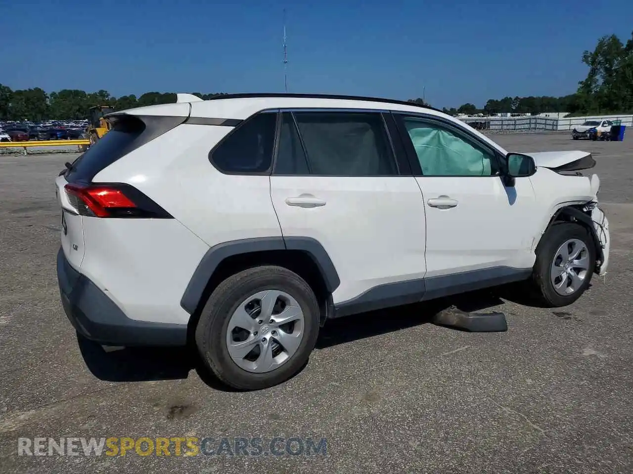 3 Photograph of a damaged car 2T3K1RFV6MW123302 TOYOTA RAV4 2021