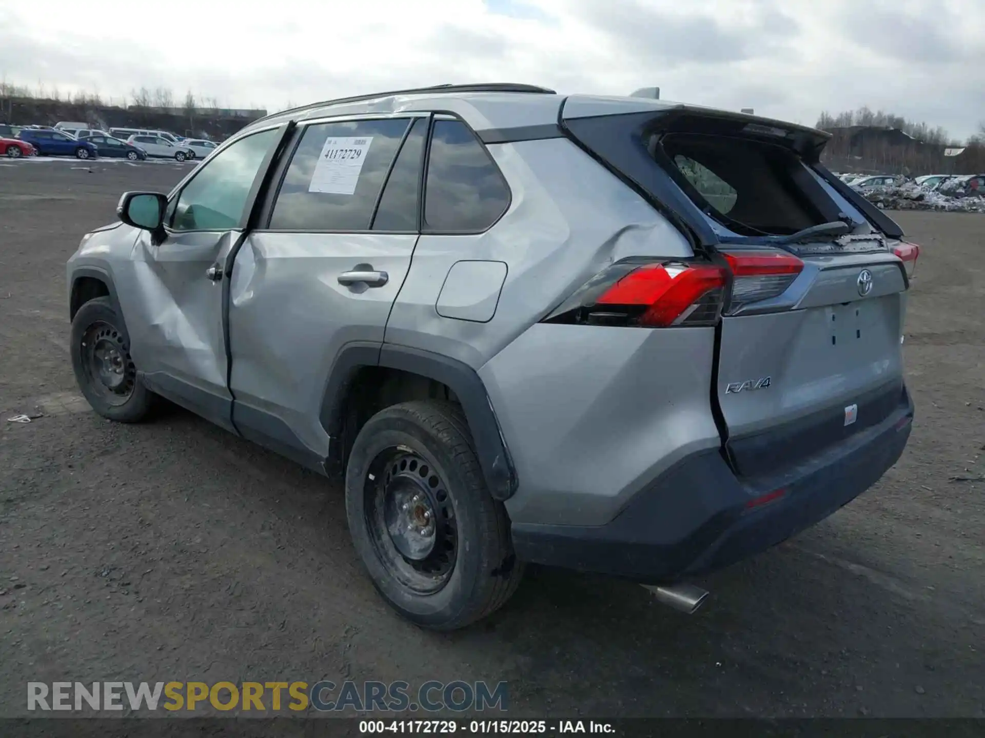 3 Фотография поврежденного автомобиля 2T3K1RFV8MC134724 TOYOTA RAV4 2021