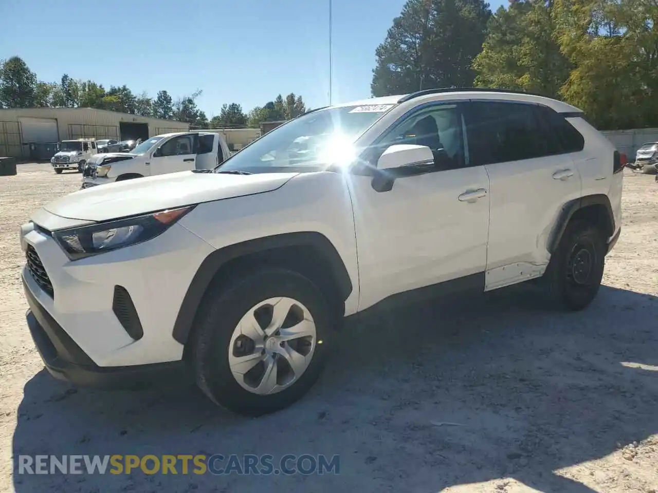 1 Photograph of a damaged car 2T3K1RFV8MW165261 TOYOTA RAV4 2021
