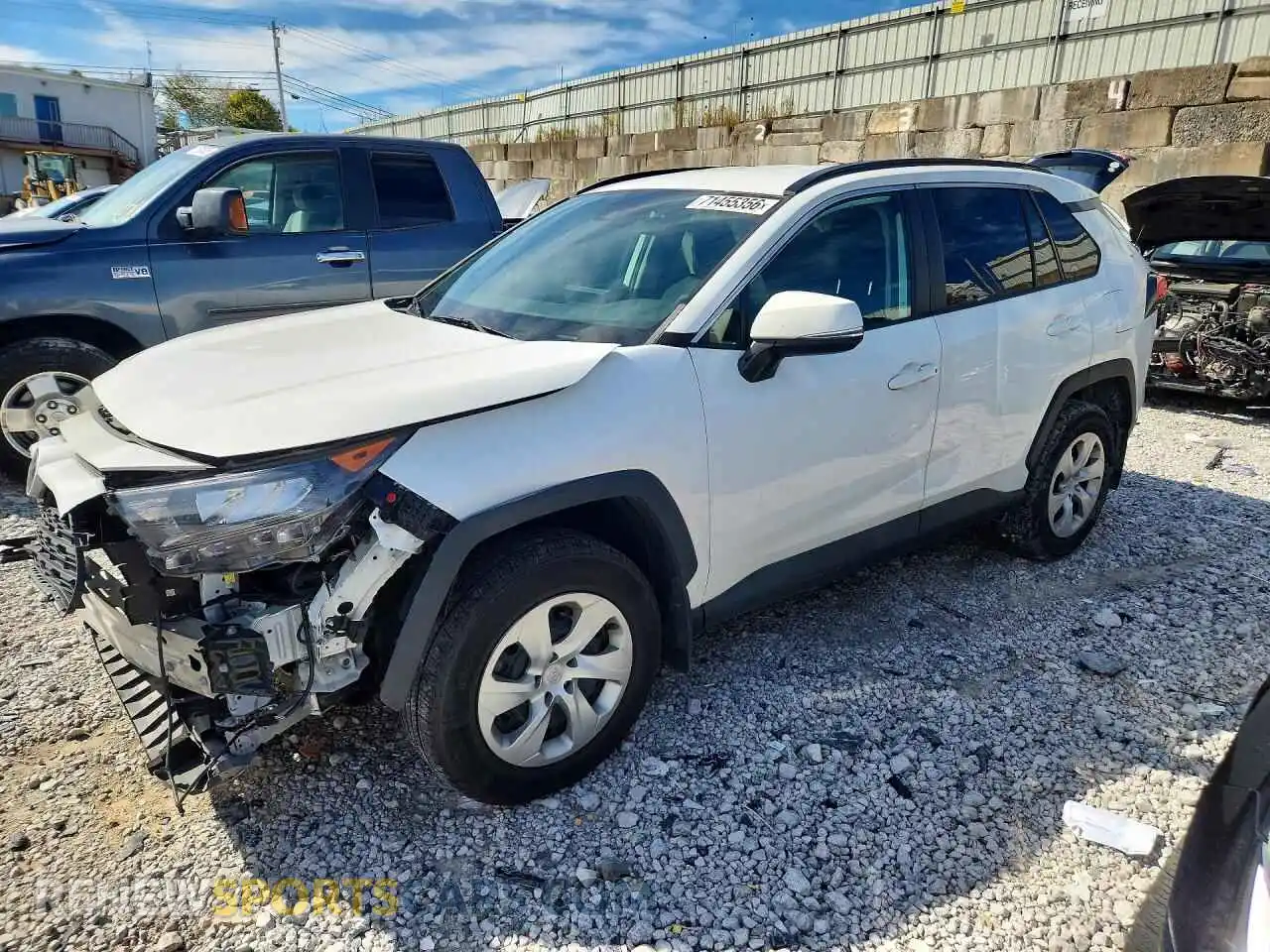 1 Photograph of a damaged car 2T3K1RFV9MW160800 TOYOTA RAV4 2021
