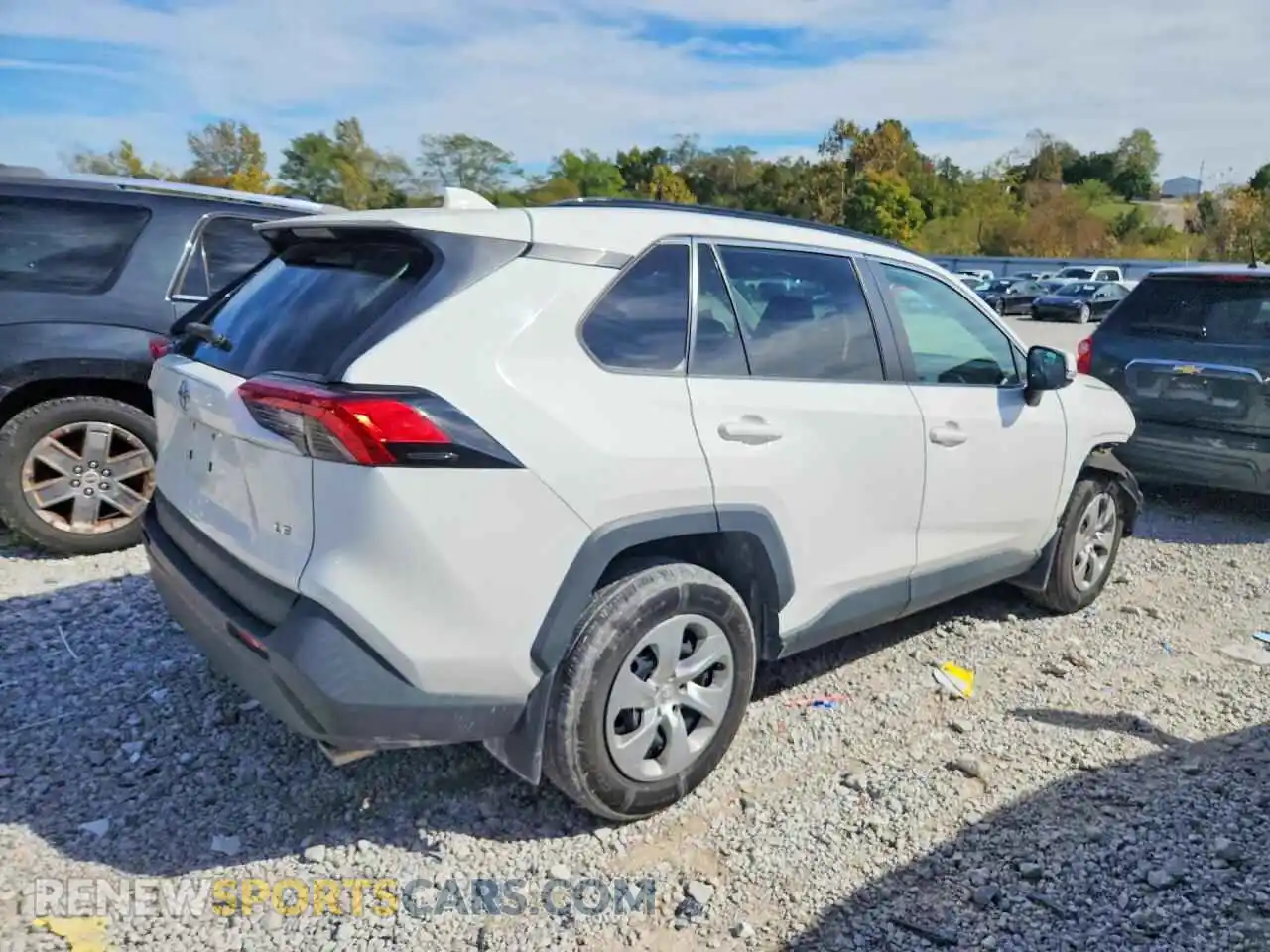 3 Photograph of a damaged car 2T3K1RFV9MW160800 TOYOTA RAV4 2021