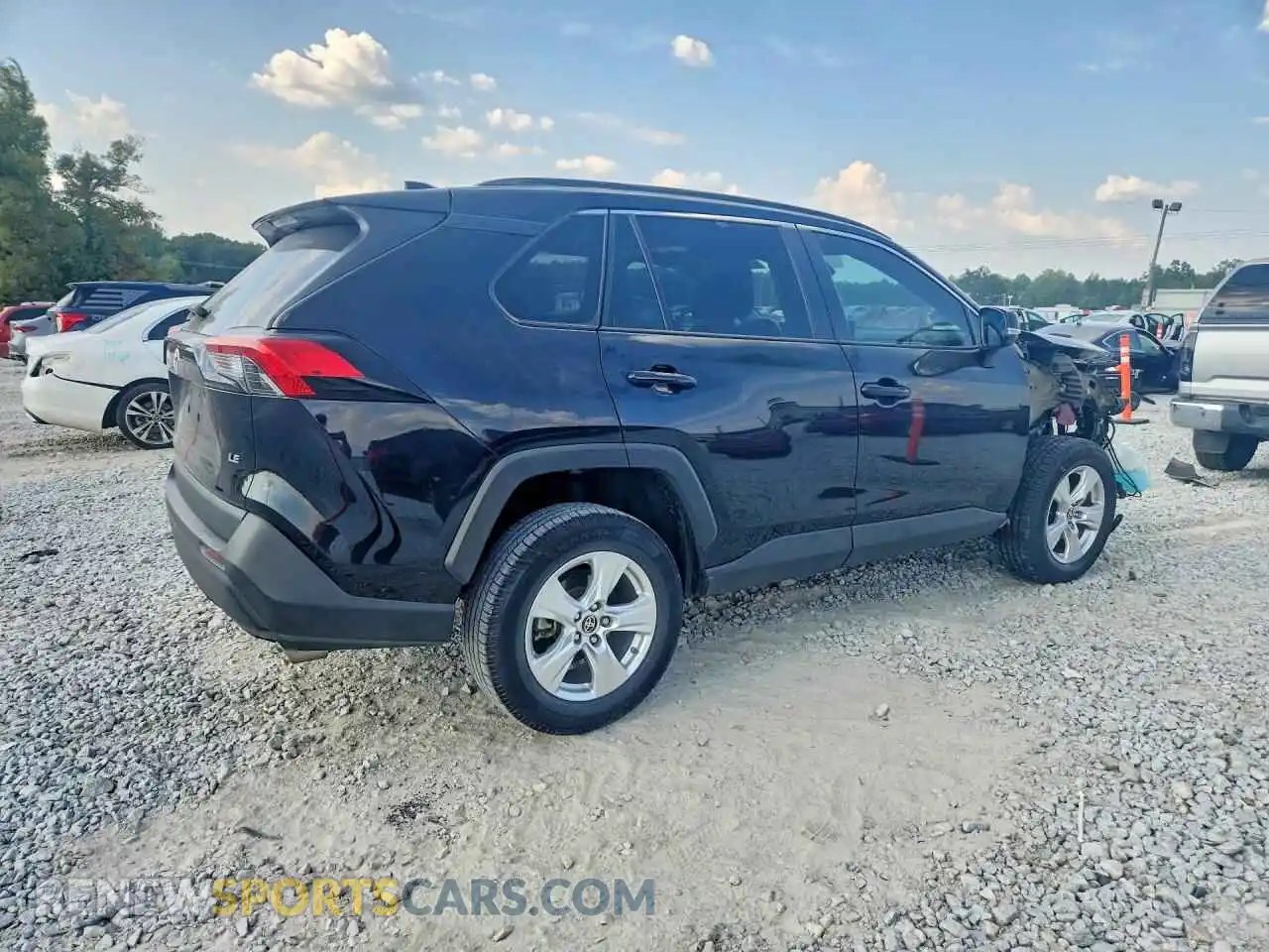 3 Фотография поврежденного автомобиля 2T3K1RFVXMW165536 TOYOTA RAV4 2021