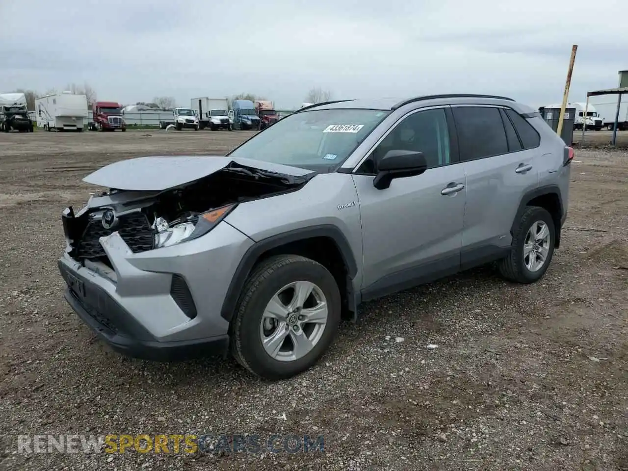 1 Photograph of a damaged car 2T3L6RFV0MW011391 TOYOTA RAV4 2021