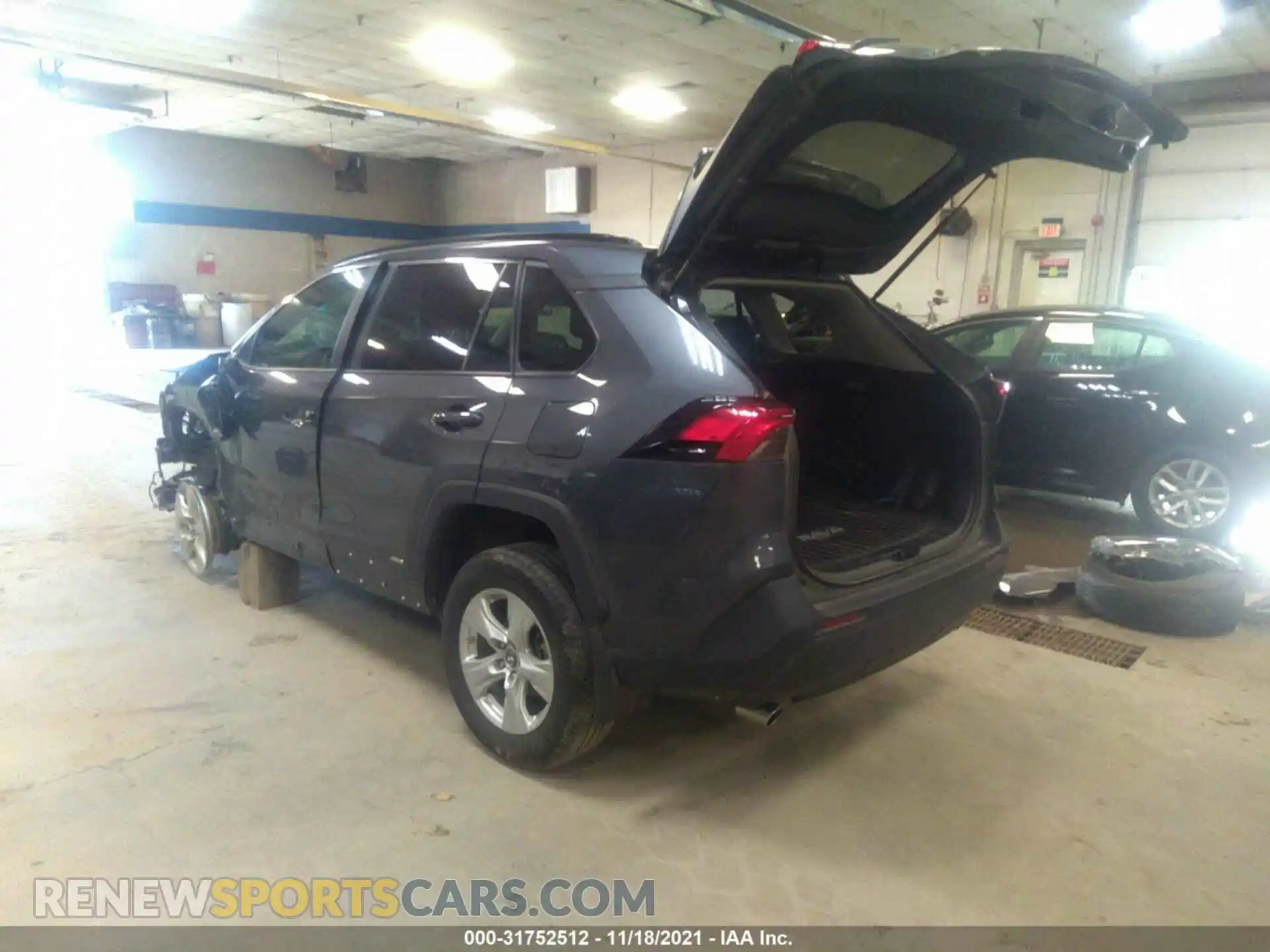 3 Photograph of a damaged car 2T3L6RFV7MW005345 TOYOTA RAV4 2021