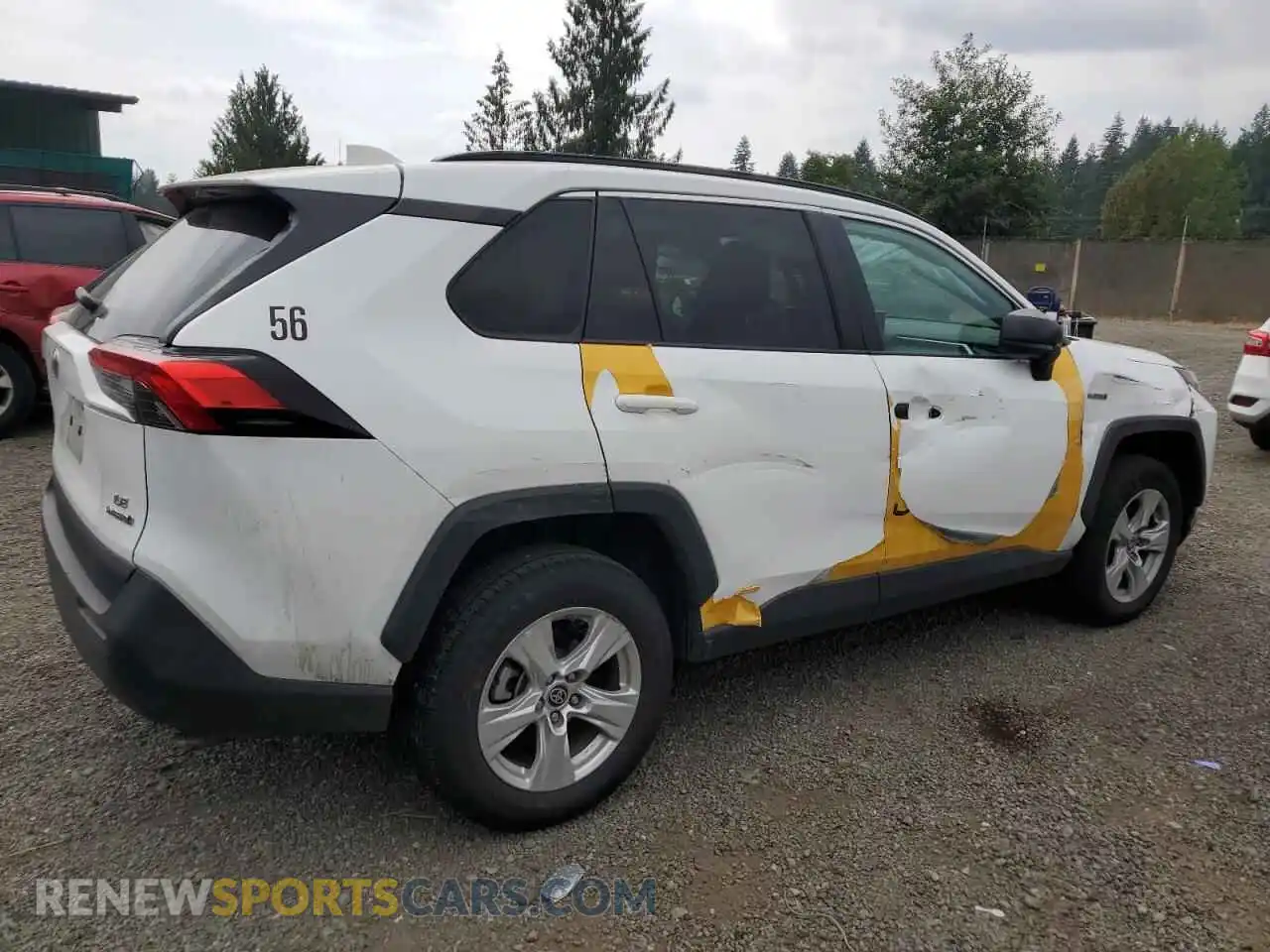 3 Photograph of a damaged car 2T3LWRFV2MW112061 TOYOTA RAV4 2021