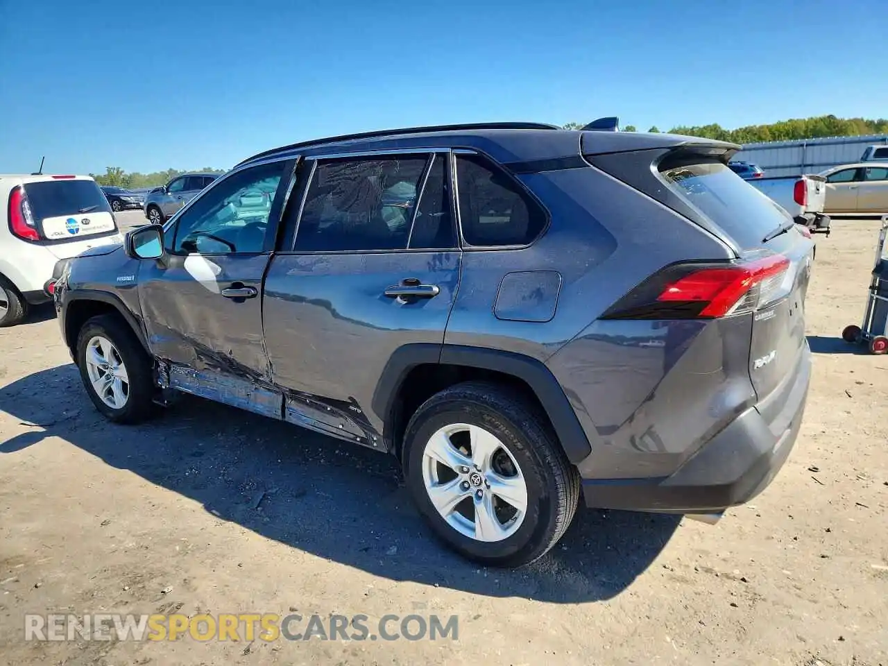 2 Photograph of a damaged car 2T3LWRFV3MW122243 TOYOTA RAV4 2021