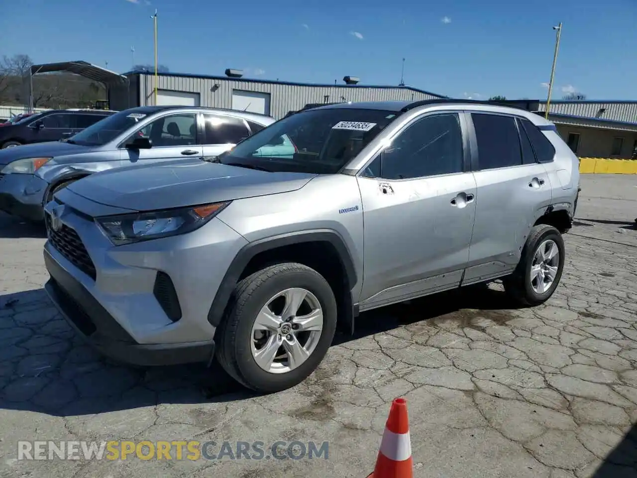 1 Photograph of a damaged car 2T3M6RFV2MW013499 TOYOTA RAV4 2021