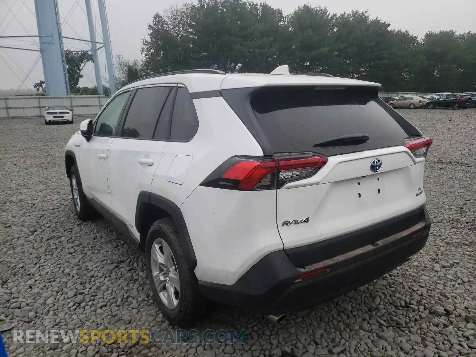 3 Photograph of a damaged car 2T3MWRFV6MW117266 TOYOTA RAV4 2021