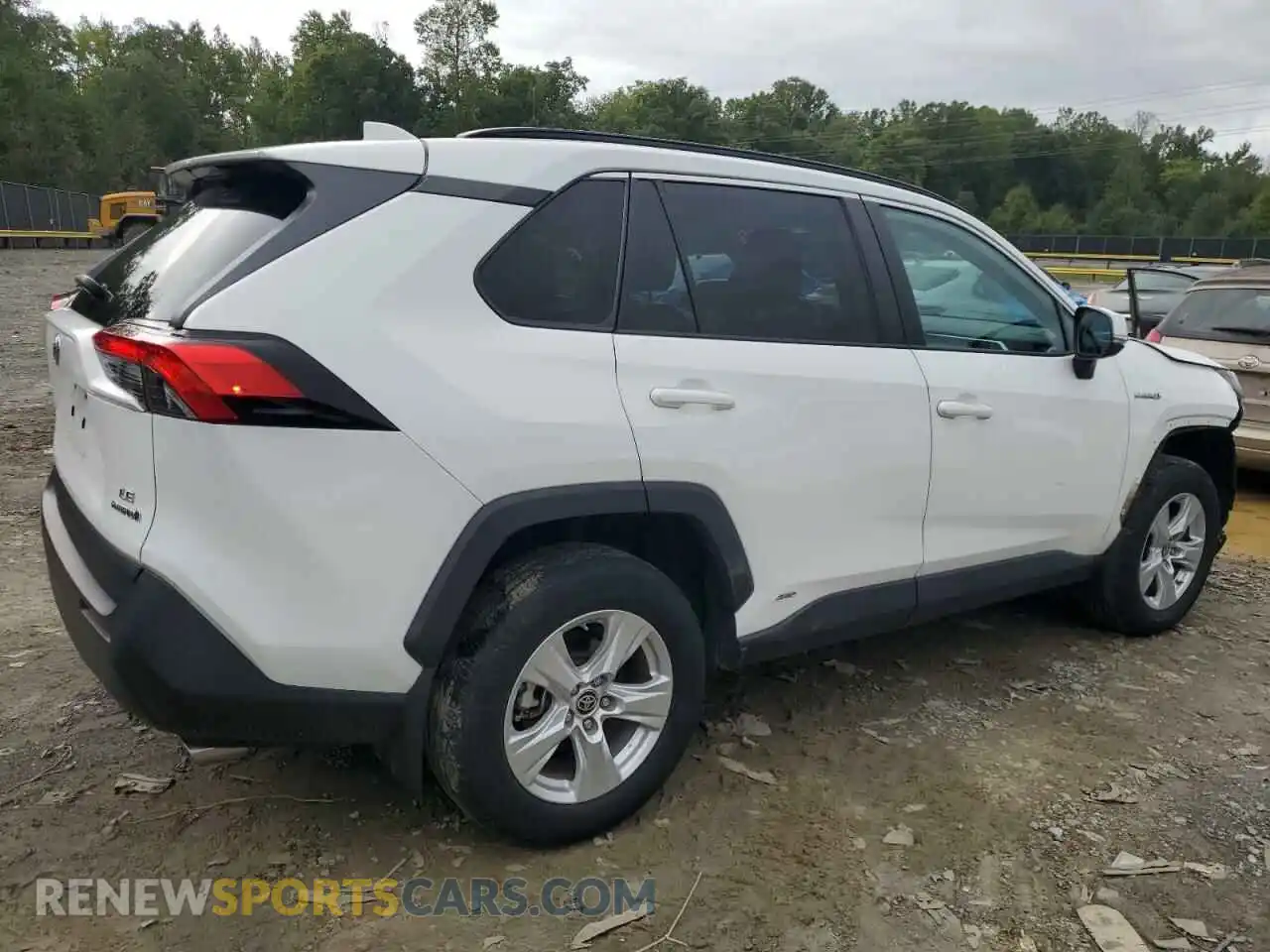 3 Photograph of a damaged car 2T3MWRFVXMW121885 TOYOTA RAV4 2021