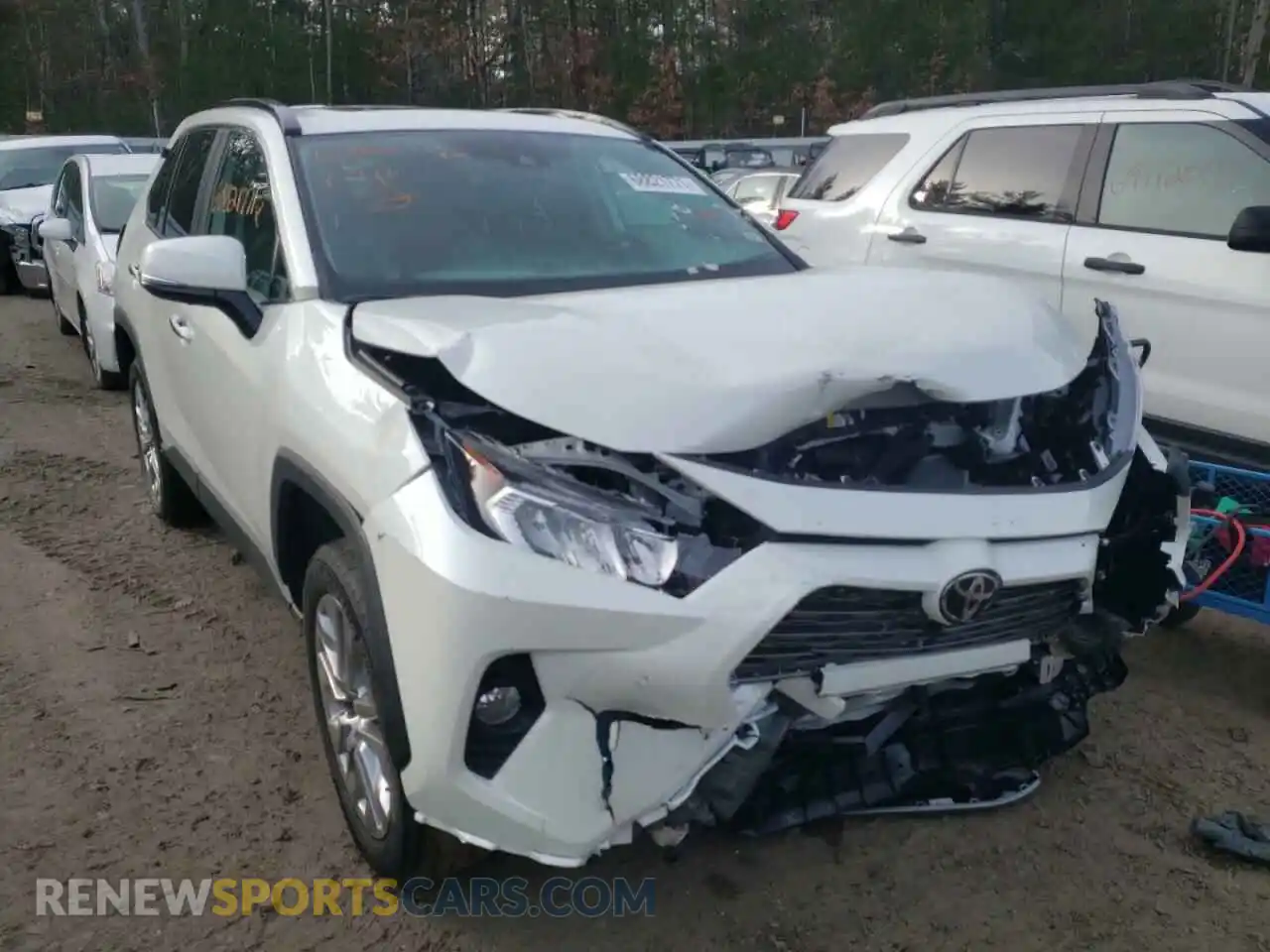 1 Photograph of a damaged car 2T3N1RFV0MW220413 TOYOTA RAV4 2021