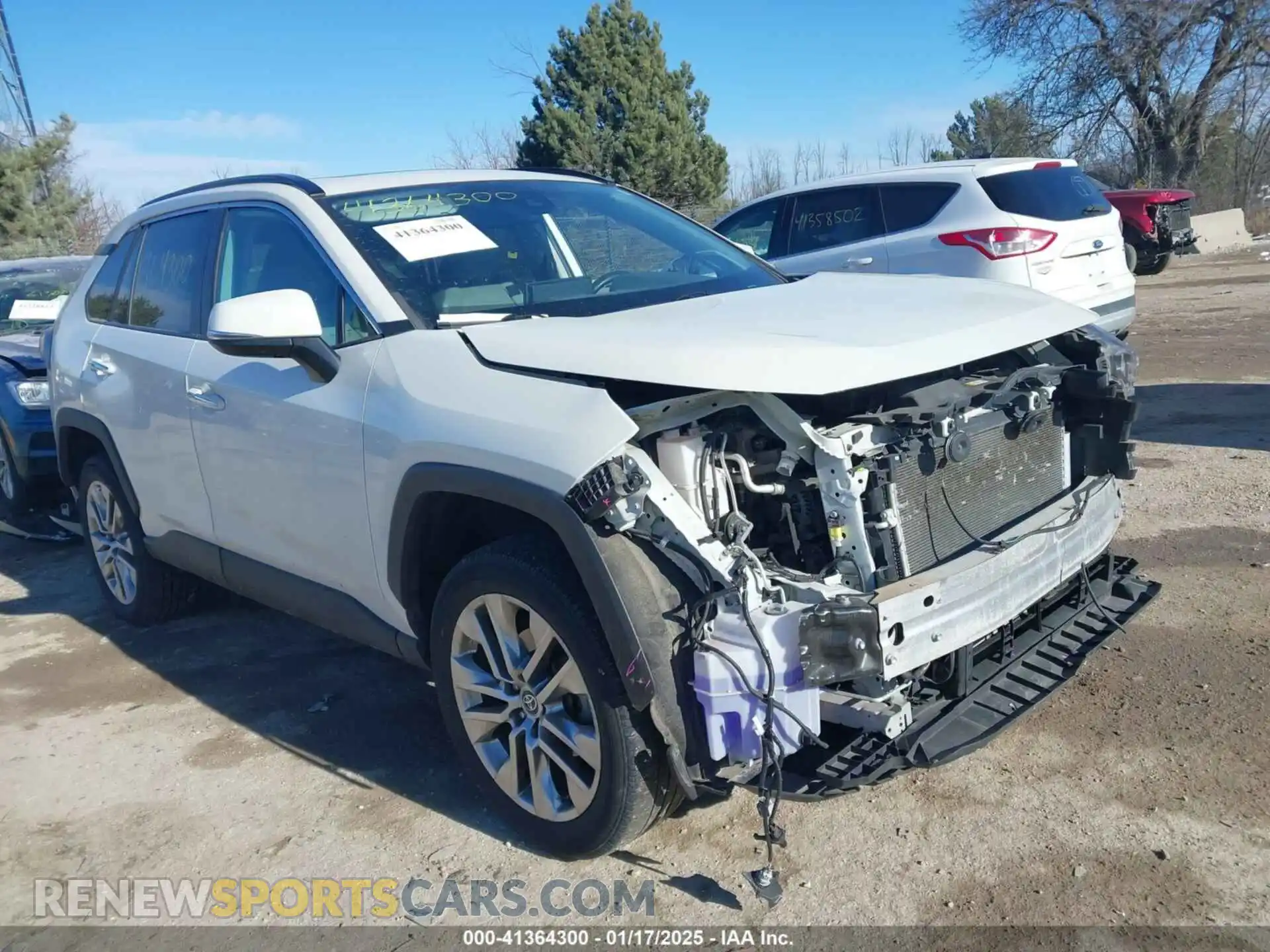 1 Photograph of a damaged car 2T3N1RFV1MW245949 TOYOTA RAV4 2021