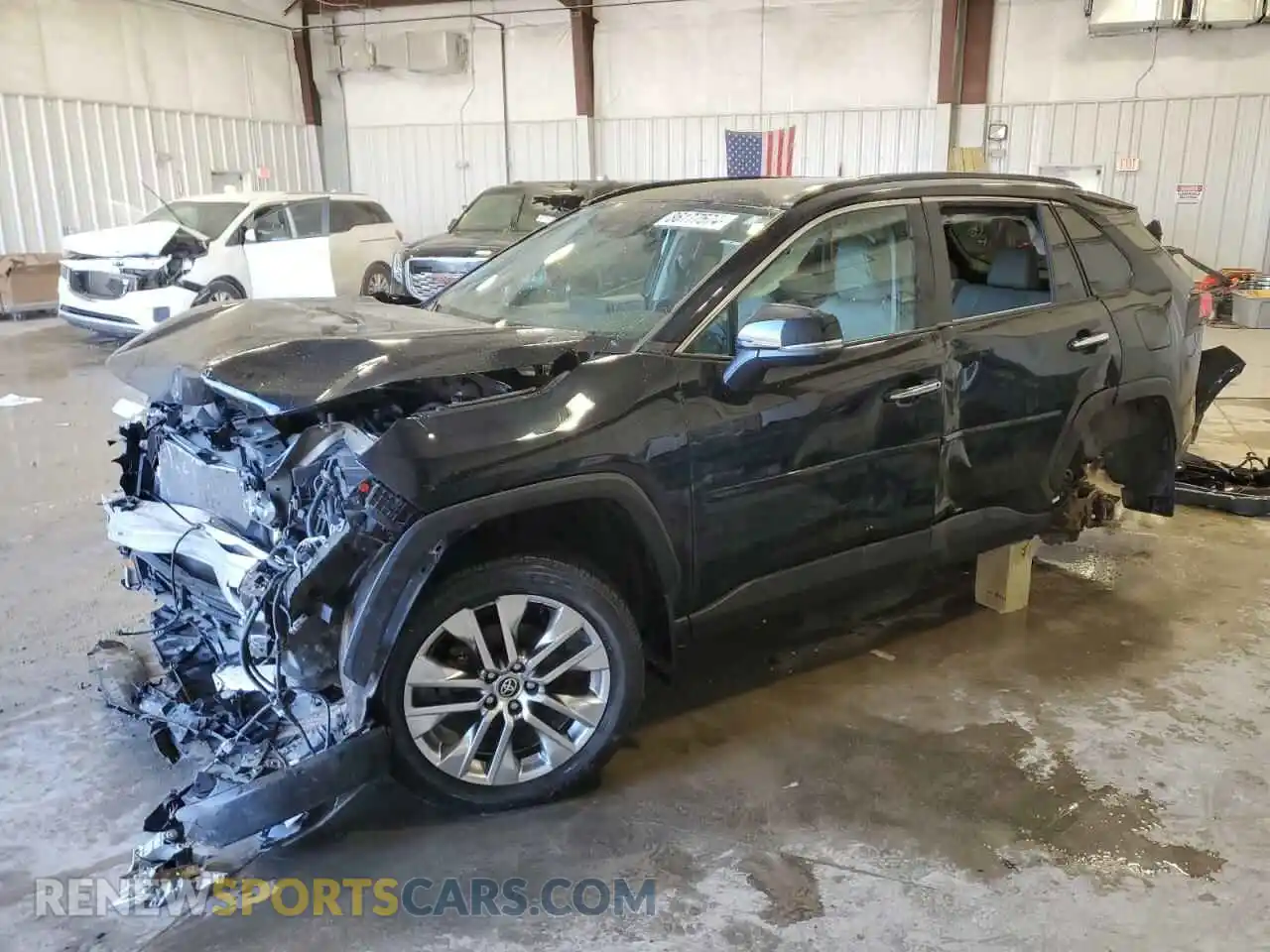 1 Photograph of a damaged car 2T3N1RFV2MW231333 TOYOTA RAV4 2021