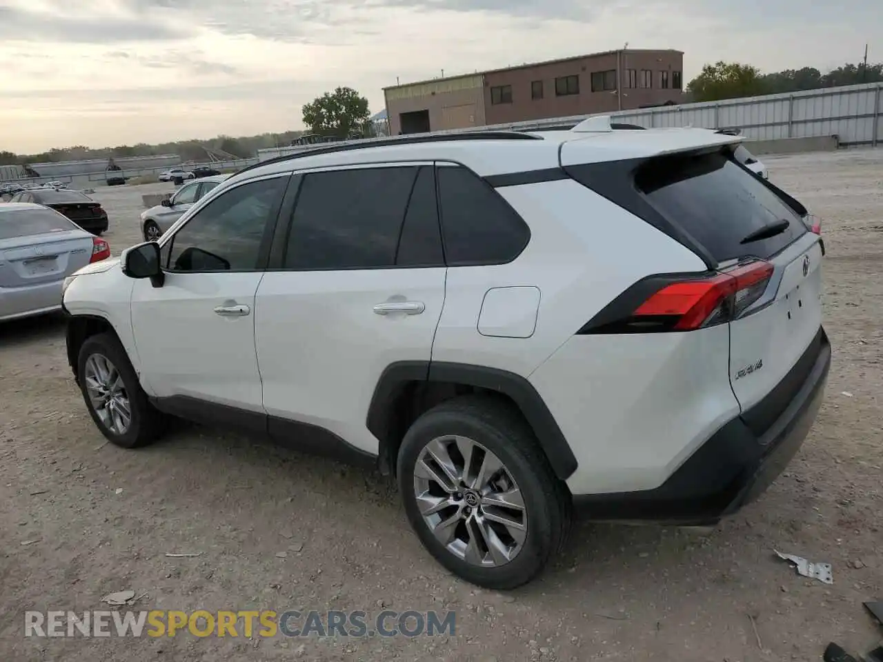 2 Photograph of a damaged car 2T3N1RFV2MW244518 TOYOTA RAV4 2021