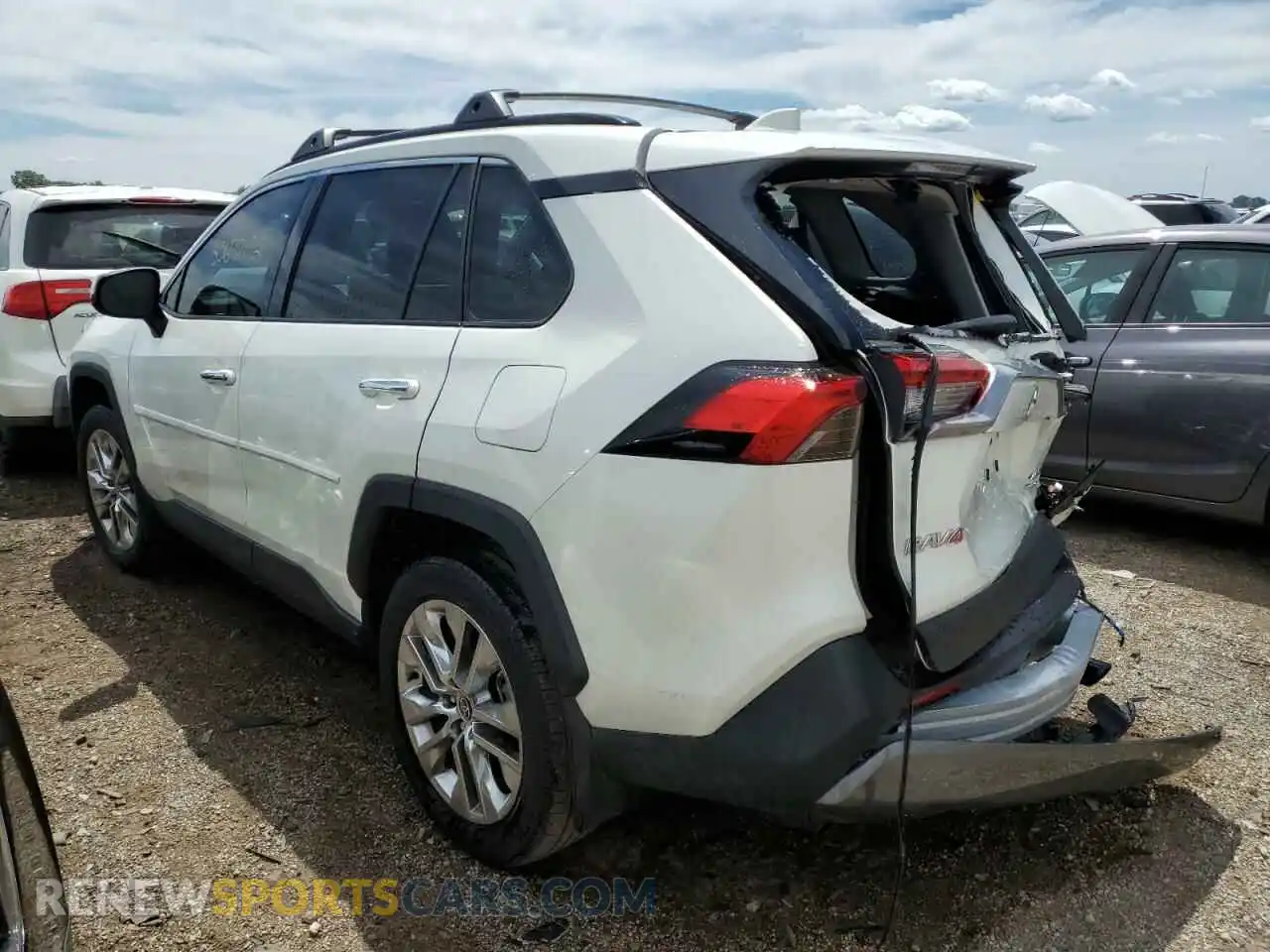 3 Photograph of a damaged car 2T3N1RFV9MW222662 TOYOTA RAV4 2021