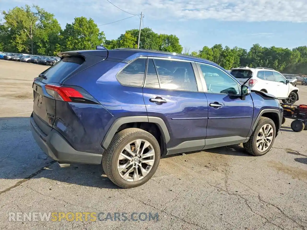 3 Photograph of a damaged car 2T3N1RFVXMW214022 TOYOTA RAV4 2021
