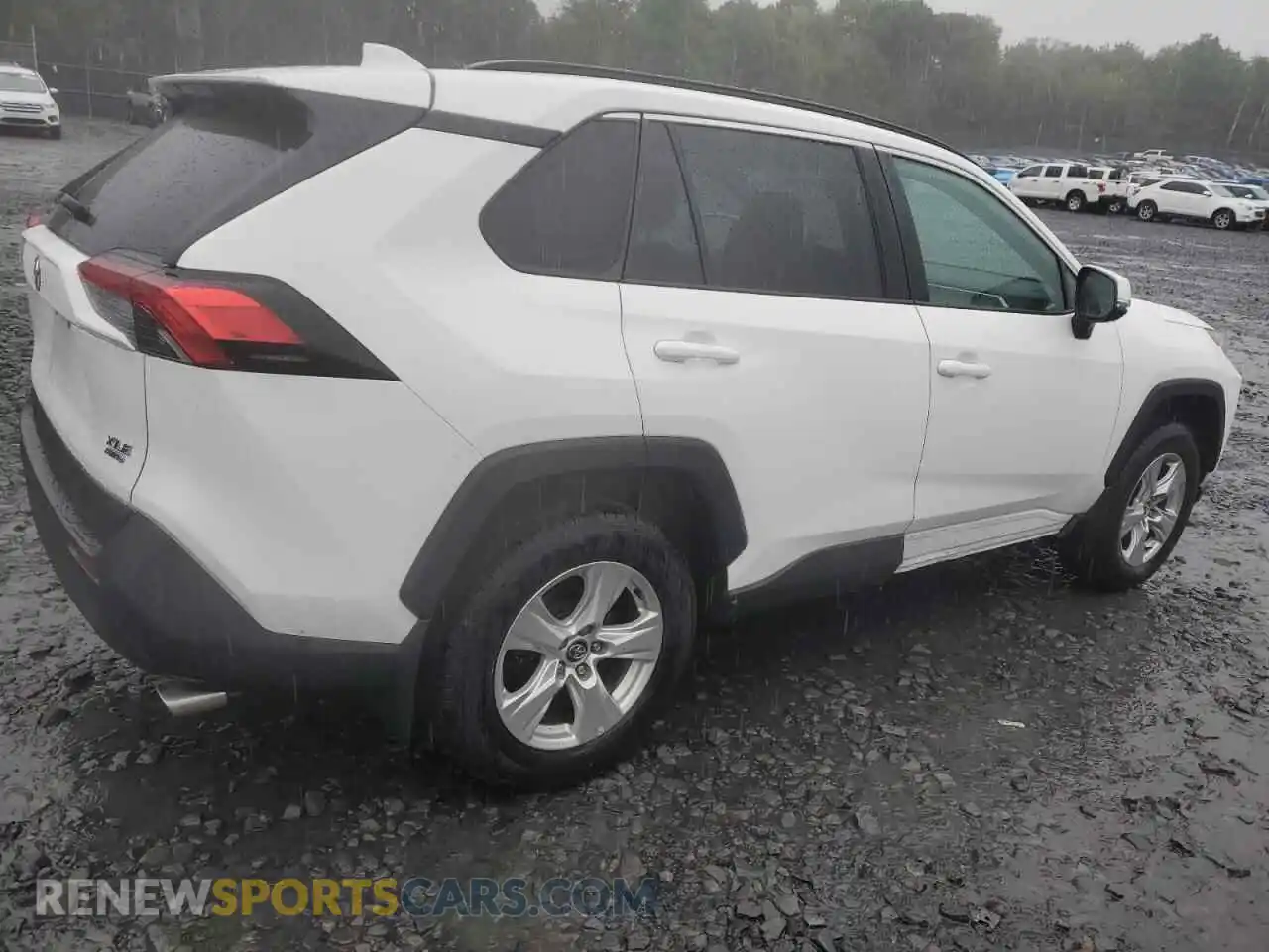3 fotografías del automóvil dañado 2T3P1RFV0MC165729 TOYOTA RAV4 2021