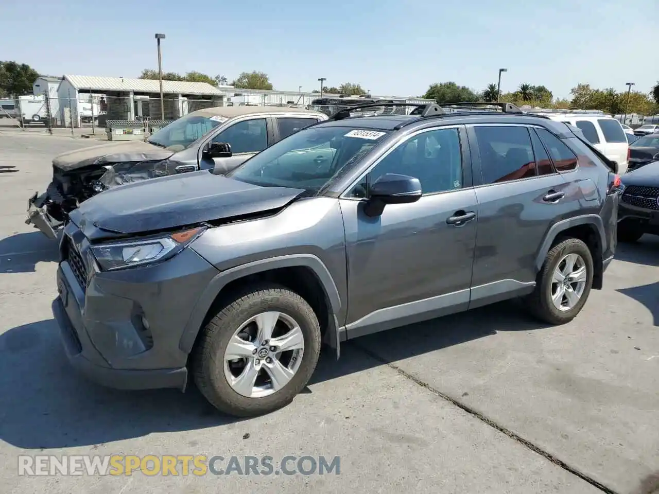 1 Photograph of a damaged car 2T3P1RFV0MC205162 TOYOTA RAV4 2021