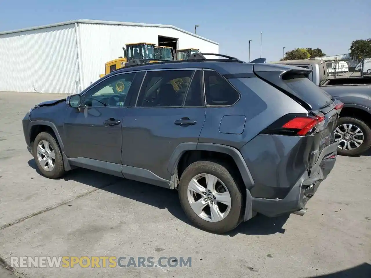 2 Photograph of a damaged car 2T3P1RFV0MC205162 TOYOTA RAV4 2021