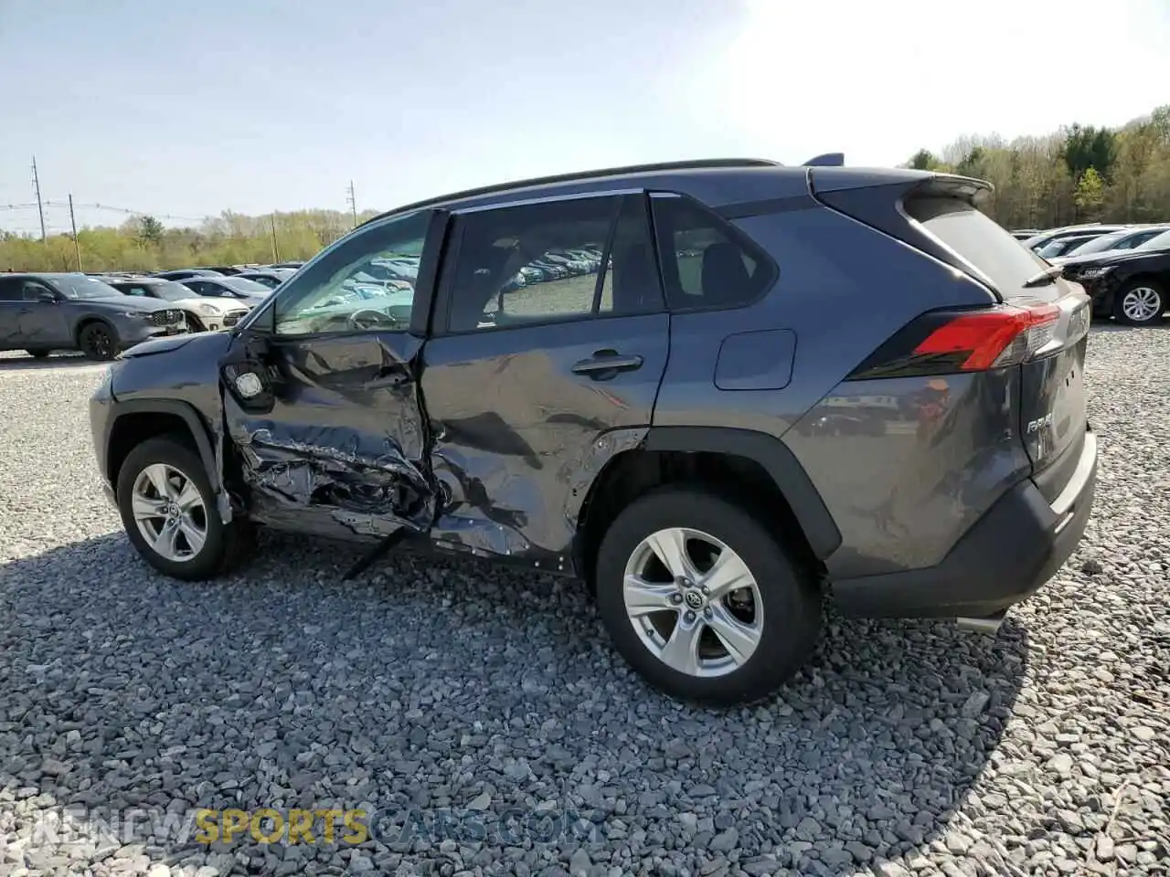 2 Photograph of a damaged car 2T3P1RFV0MC226772 TOYOTA RAV4 2021