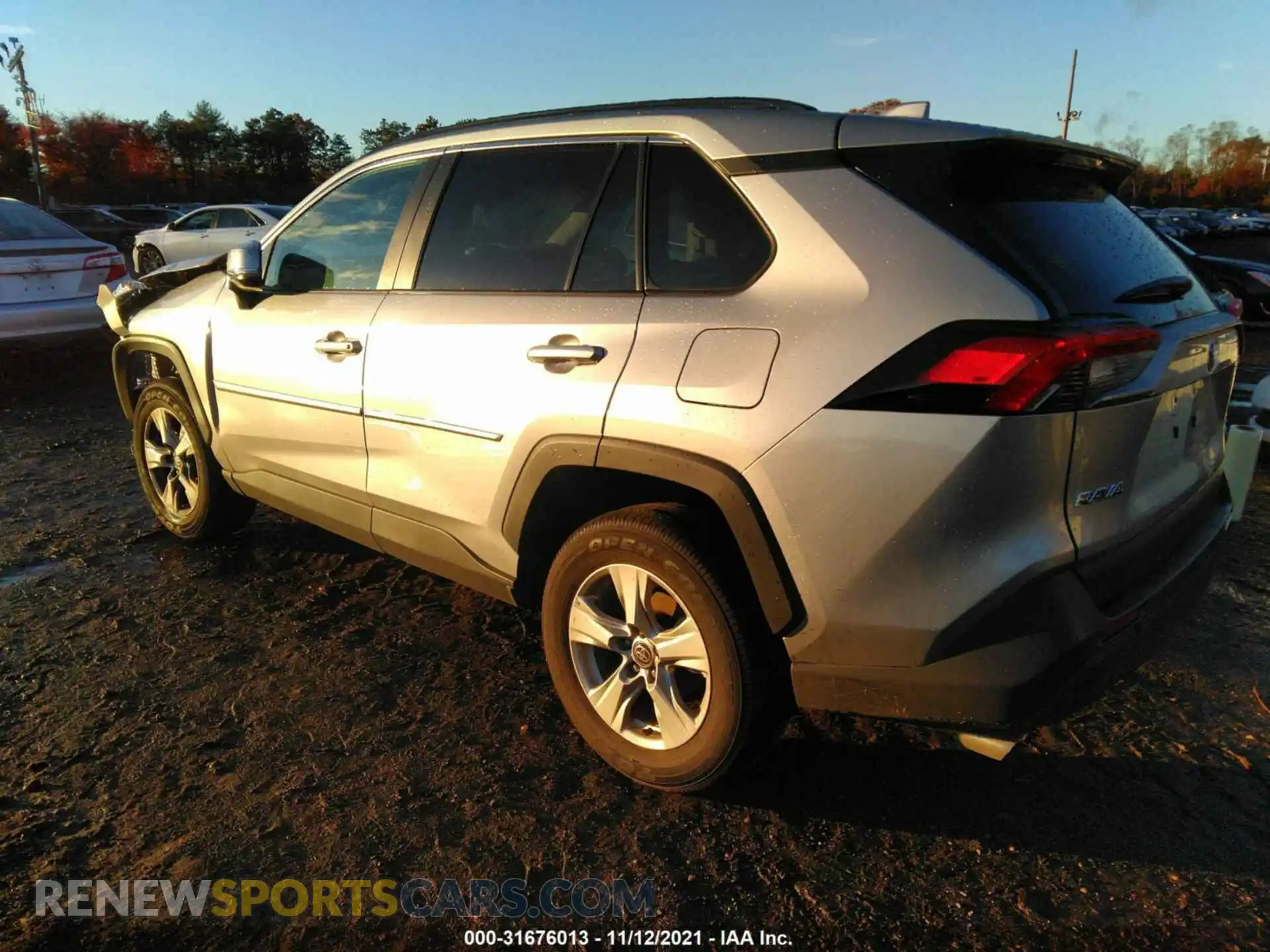 3 Photograph of a damaged car 2T3P1RFV0MC227596 TOYOTA RAV4 2021