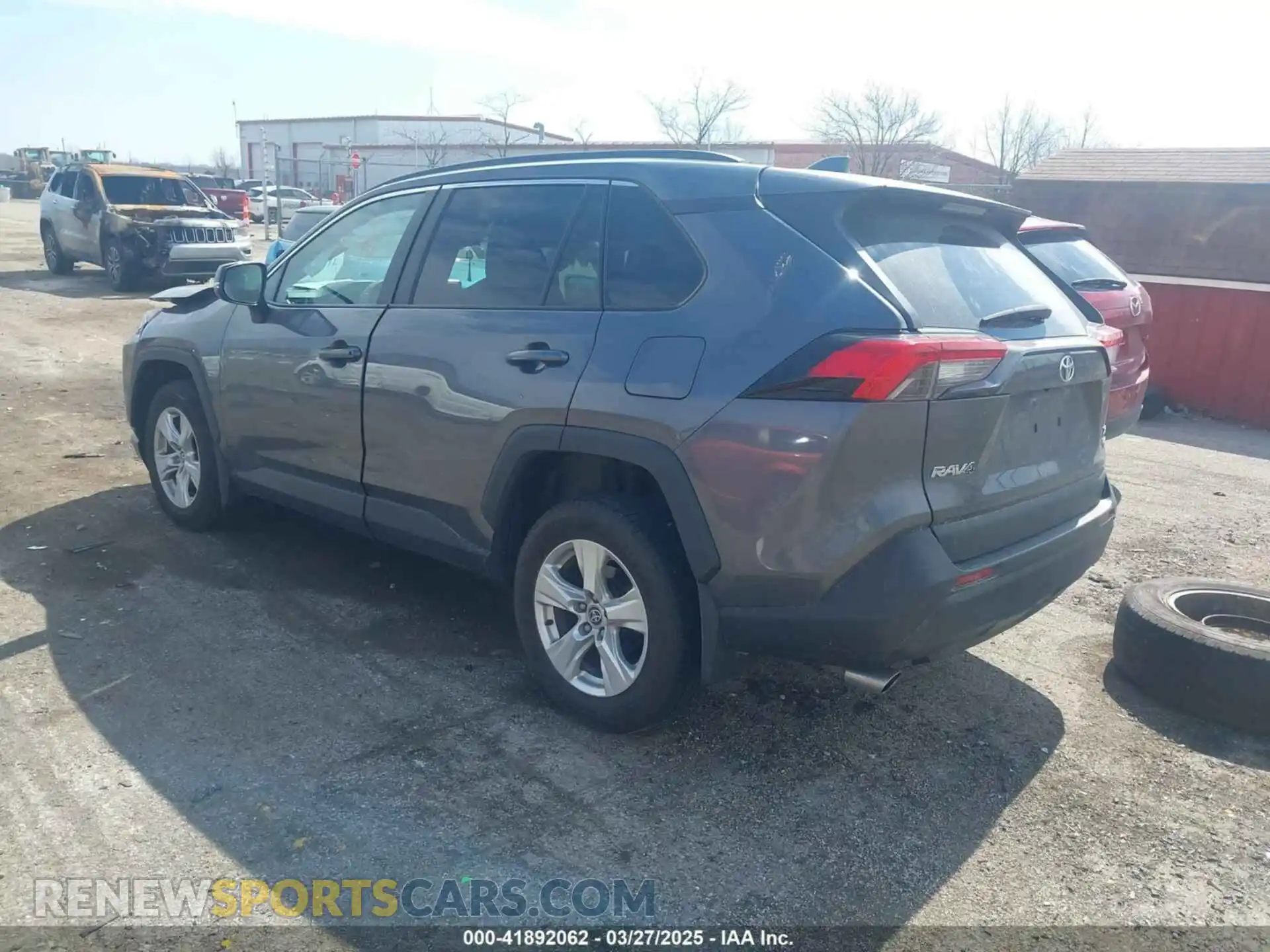3 Photograph of a damaged car 2T3P1RFV0MC247783 TOYOTA RAV4 2021
