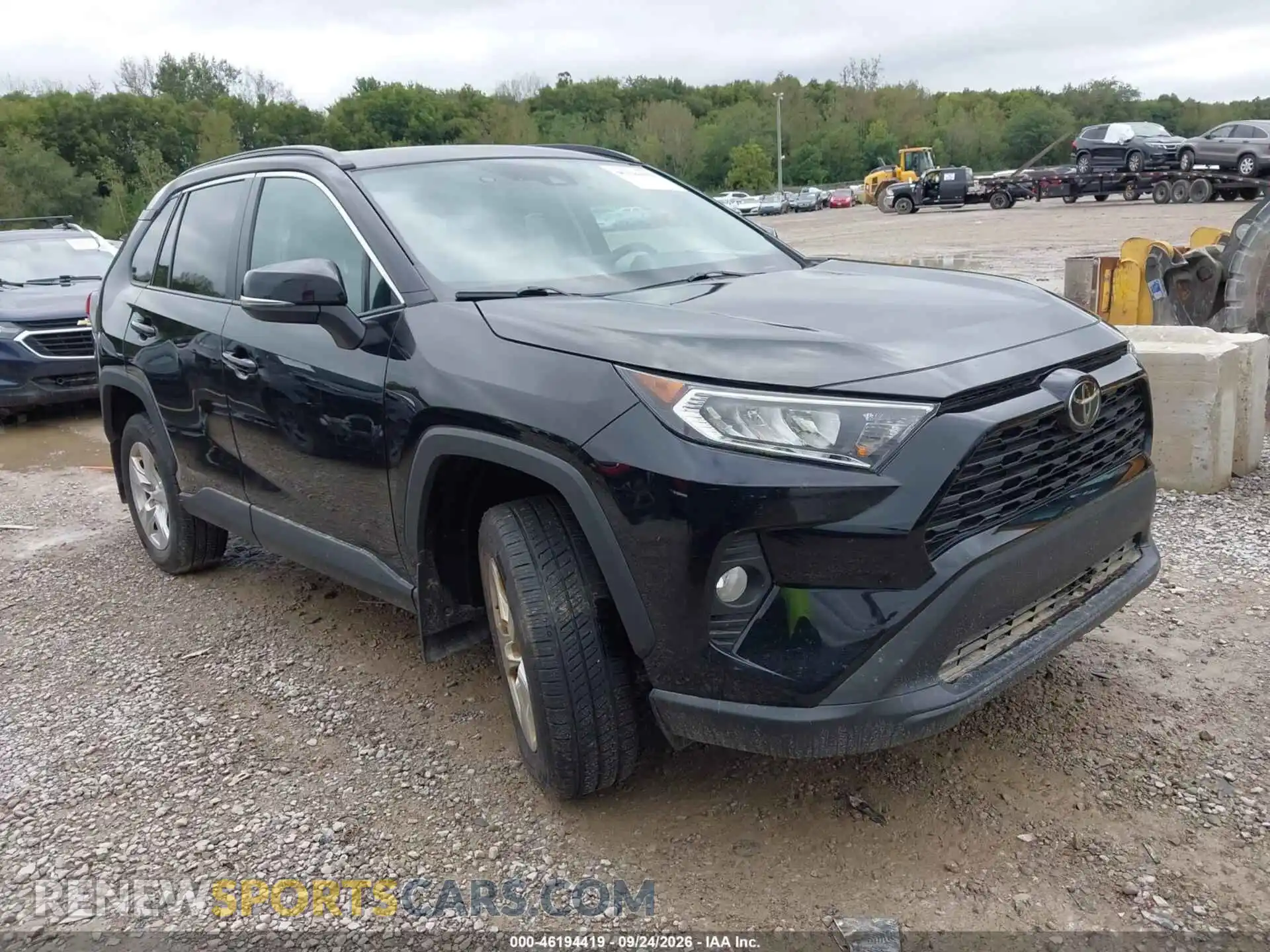 1 Photograph of a damaged car 2T3P1RFV0MC248240 TOYOTA RAV4 2021