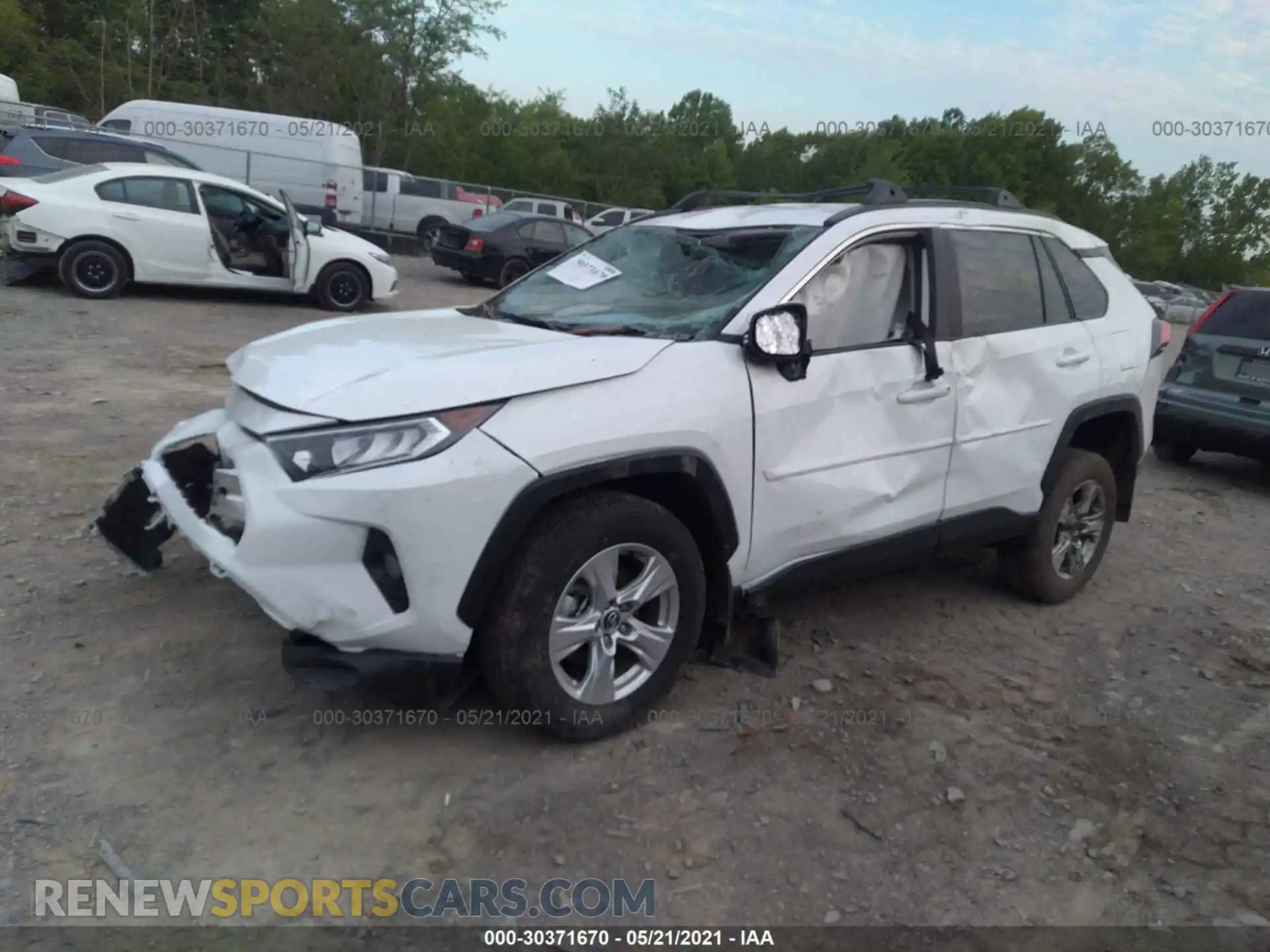 2 Photograph of a damaged car 2T3P1RFV0MW168001 TOYOTA RAV4 2021