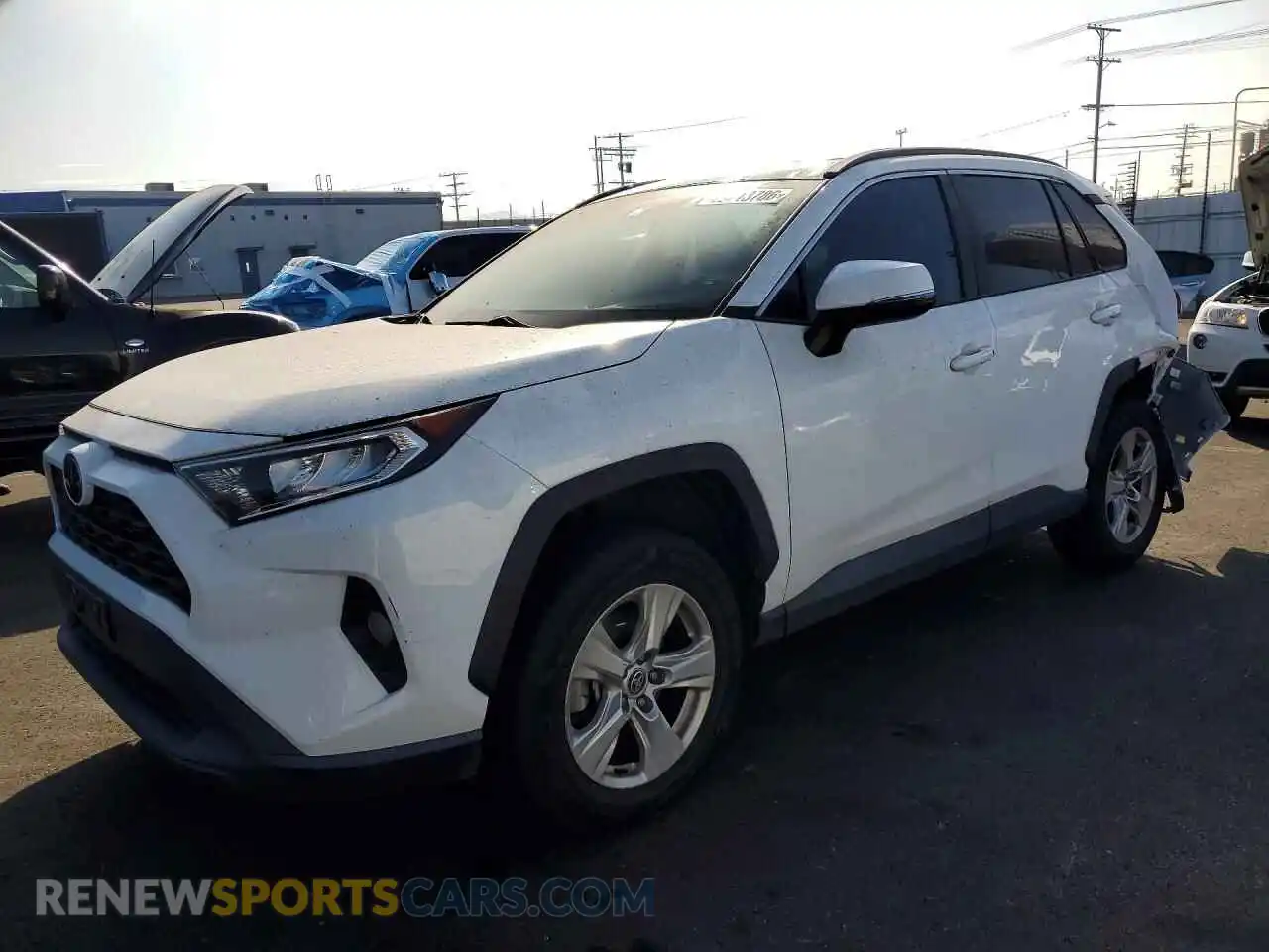 1 Фотография поврежденного автомобиля 2T3P1RFV0MW173277 TOYOTA RAV4 2021
