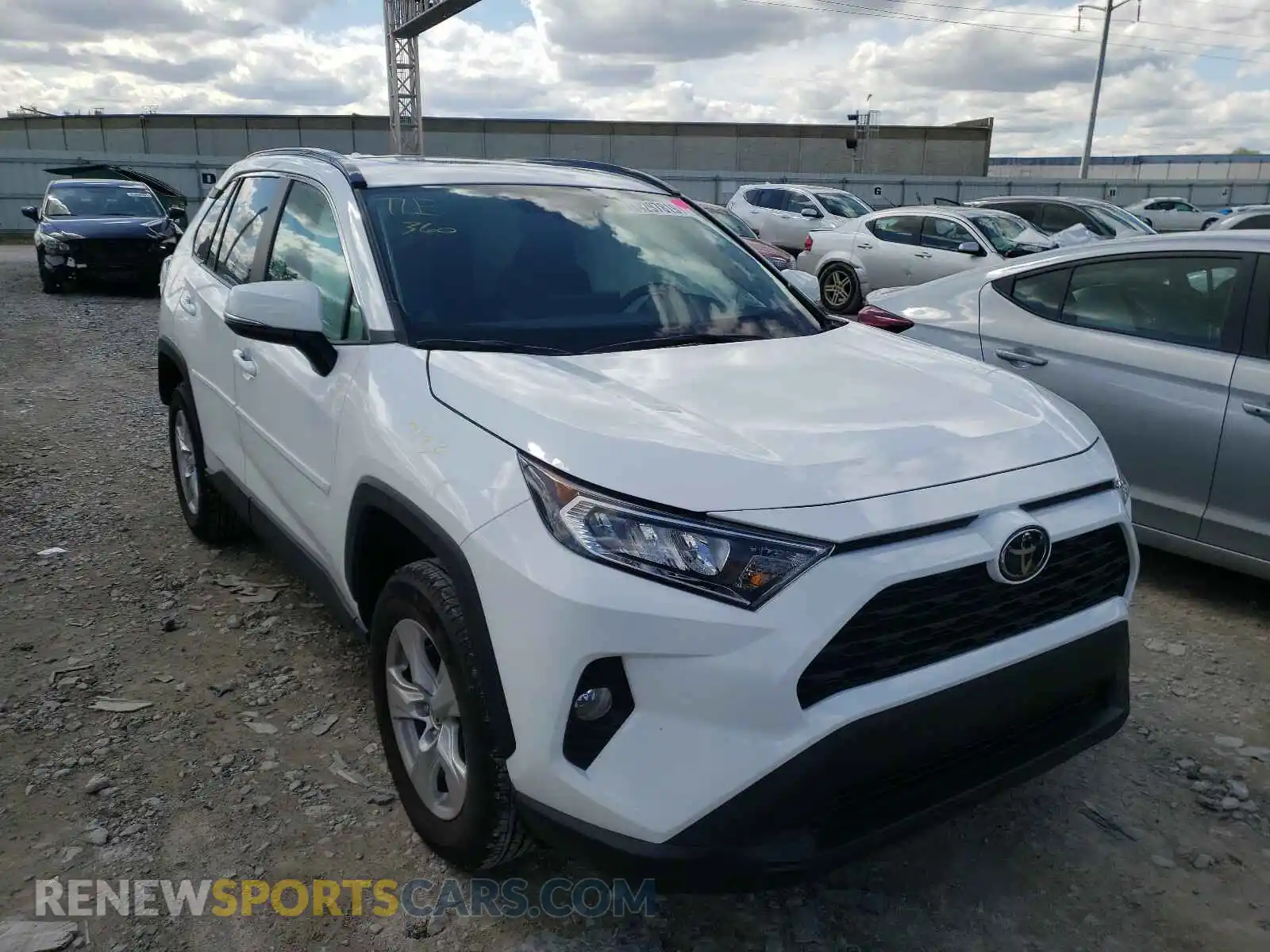 1 Photograph of a damaged car 2T3P1RFV0MW177541 TOYOTA RAV4 2021
