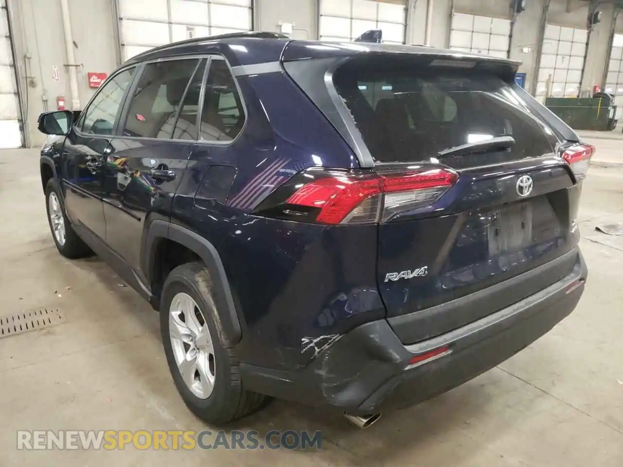 3 Photograph of a damaged car 2T3P1RFV0MW193058 TOYOTA RAV4 2021