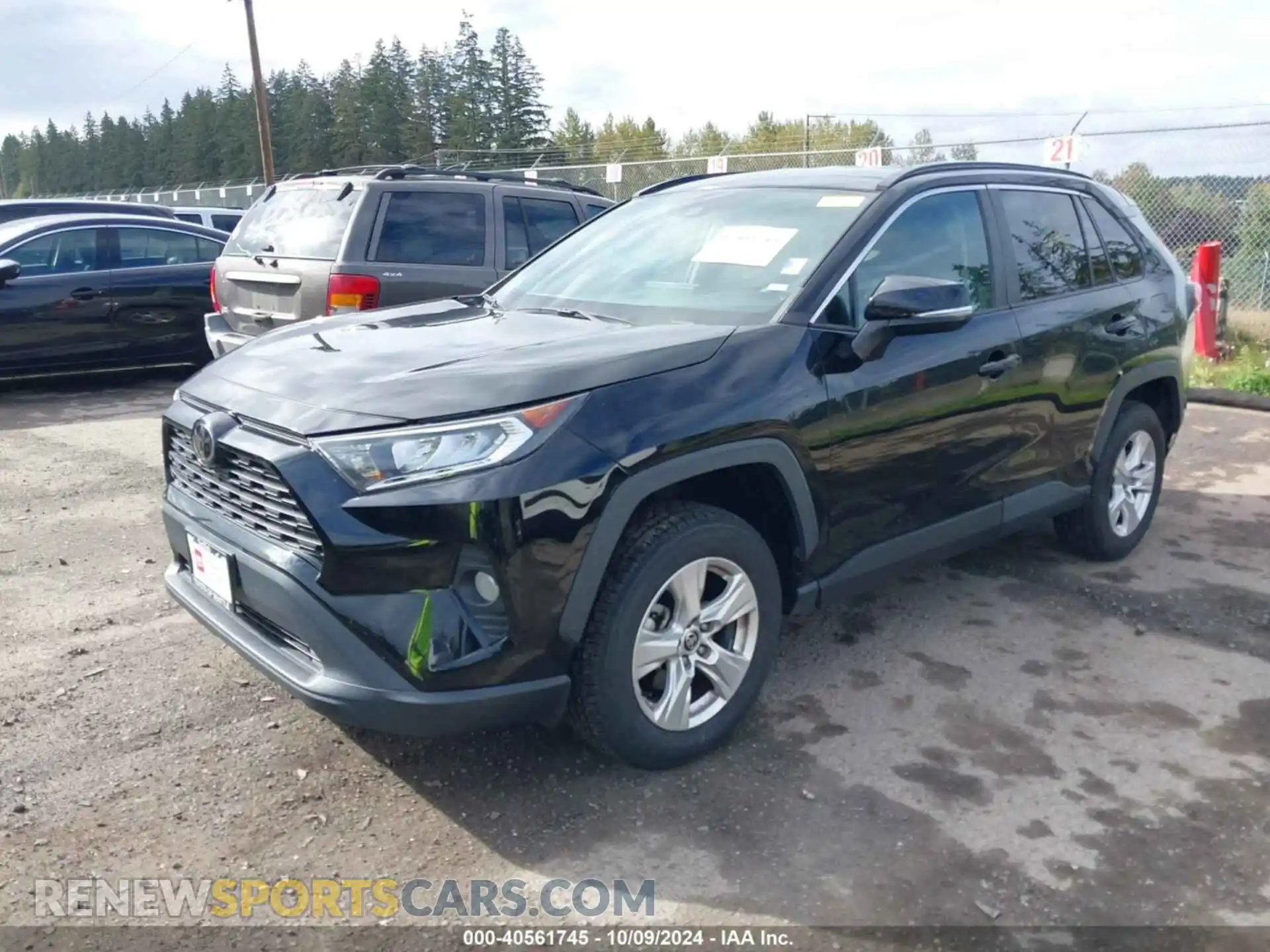 2 Photograph of a damaged car 2T3P1RFV0MW219447 TOYOTA RAV4 2021