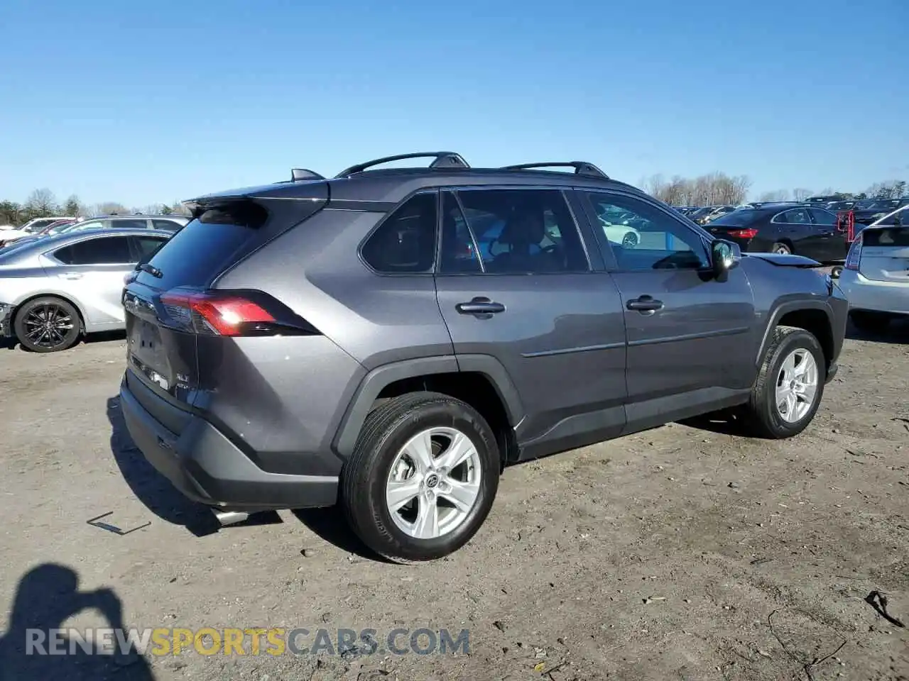 3 Photograph of a damaged car 2T3P1RFV0MW241920 TOYOTA RAV4 2021
