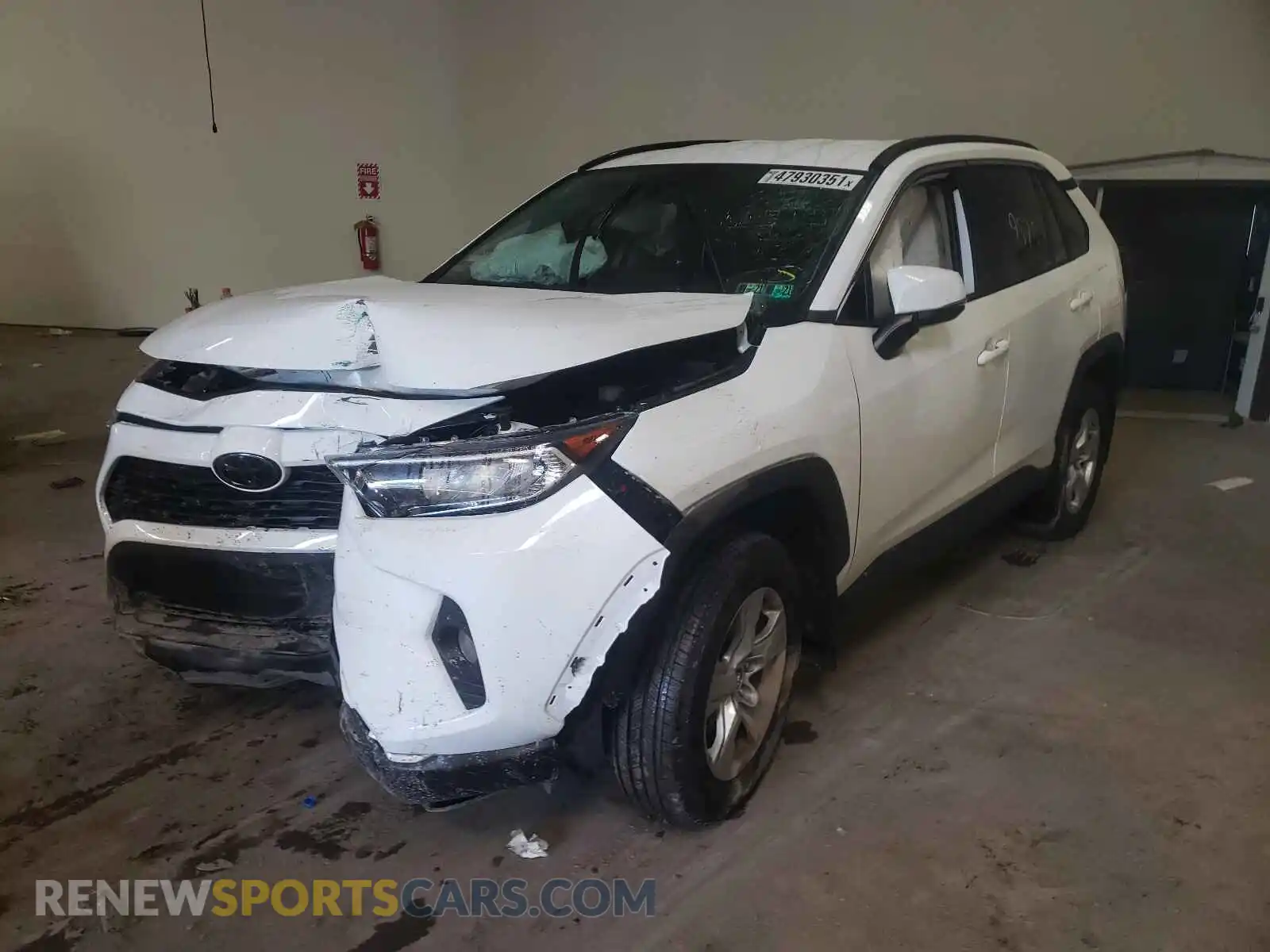 2 Photograph of a damaged car 2T3P1RFV1MC147014 TOYOTA RAV4 2021