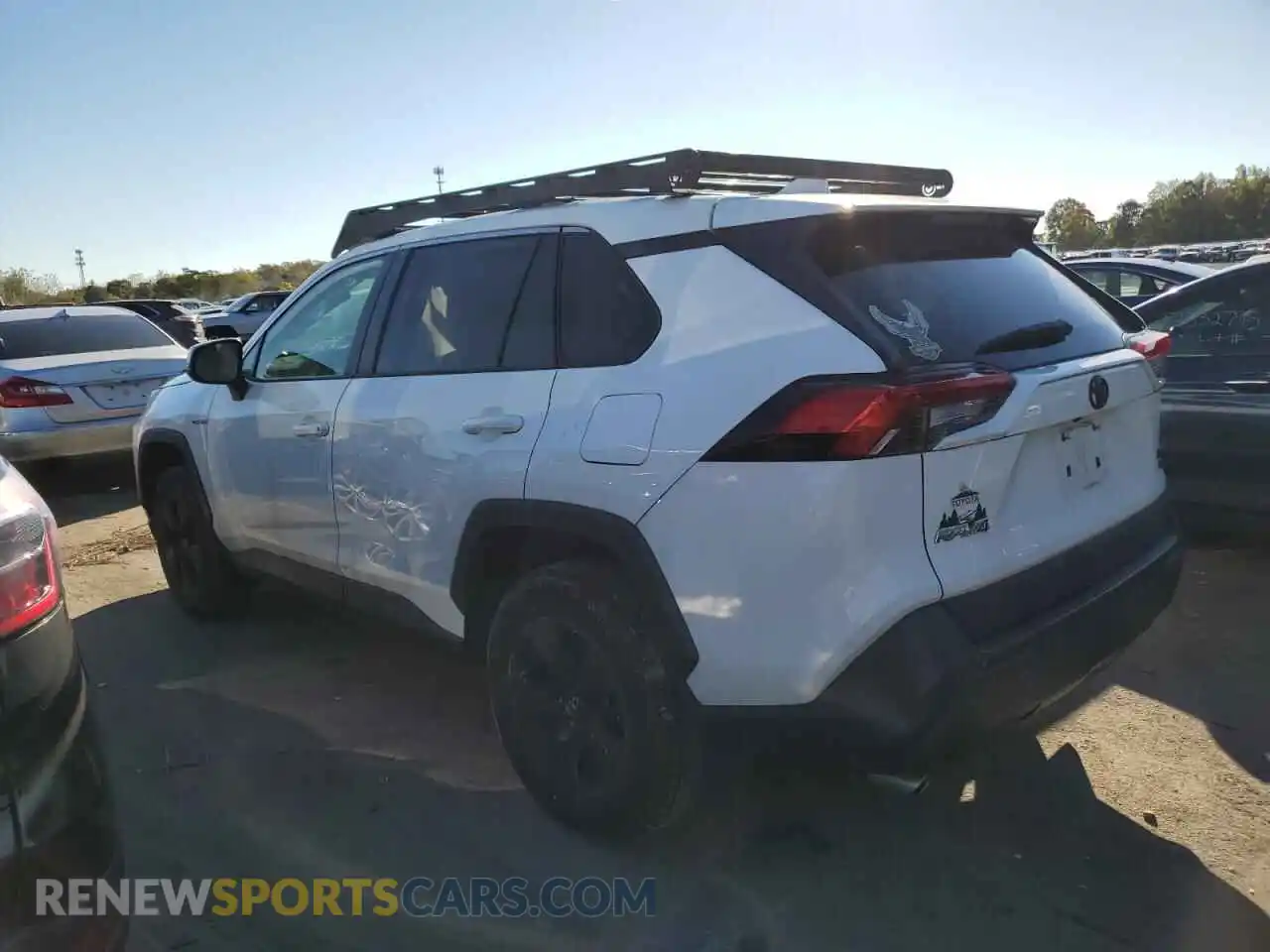 2 Photograph of a damaged car 2T3P1RFV1MC155842 TOYOTA RAV4 2021