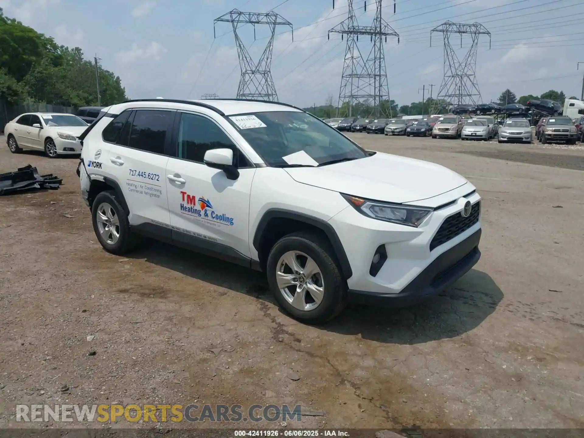 1 Photograph of a damaged car 2T3P1RFV1MC209897 TOYOTA RAV4 2021
