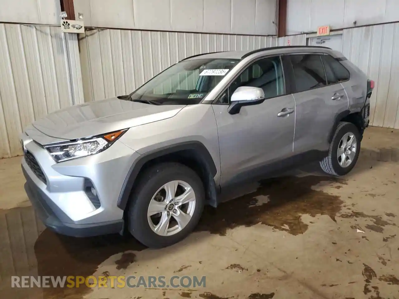1 Photograph of a damaged car 2T3P1RFV1MC220236 TOYOTA RAV4 2021