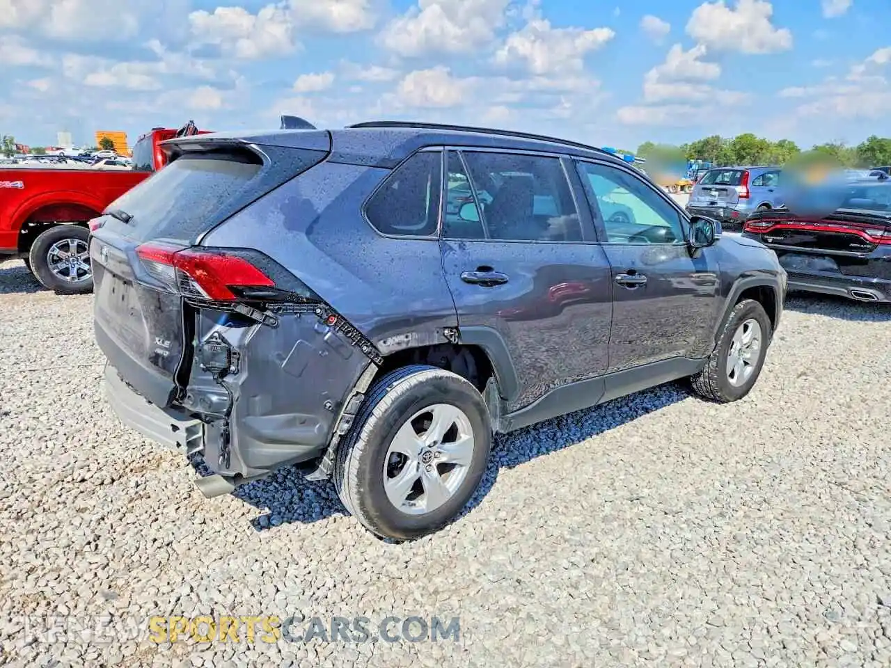 3 Фотография поврежденного автомобиля 2T3P1RFV1MC245251 TOYOTA RAV4 2021