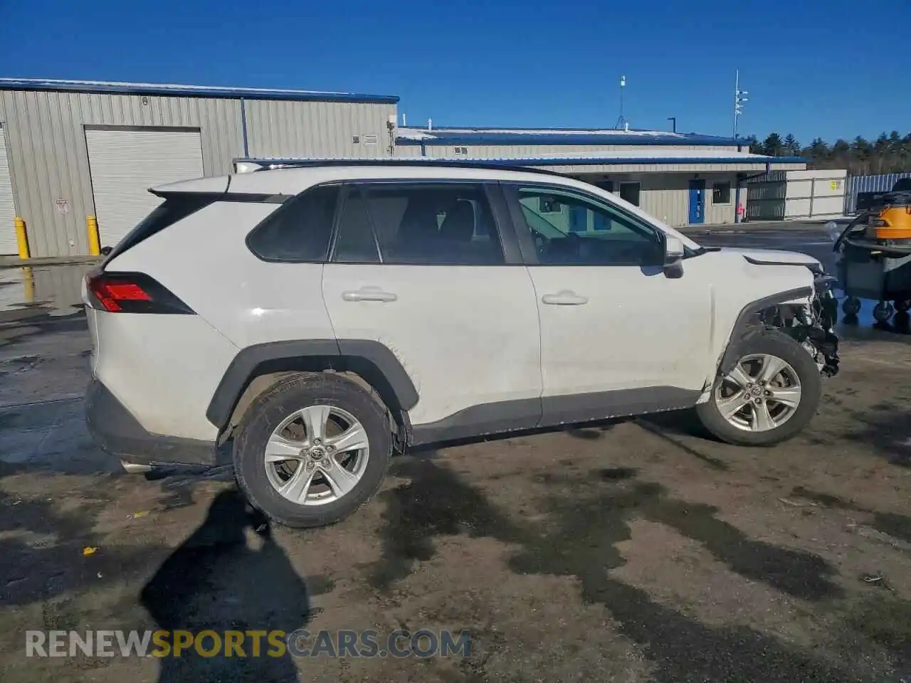 3 Photograph of a damaged car 2T3P1RFV1MC254676 TOYOTA RAV4 2021