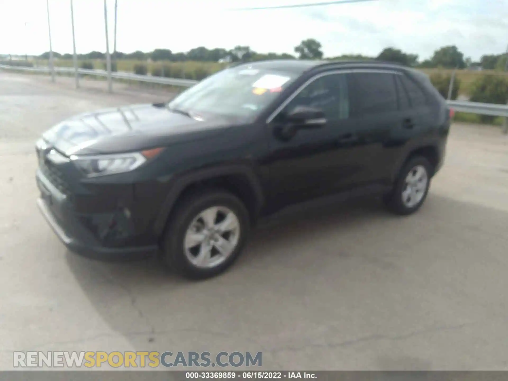 2 fotografías del automóvil dañado 2T3P1RFV1MW202852 TOYOTA RAV4 2021