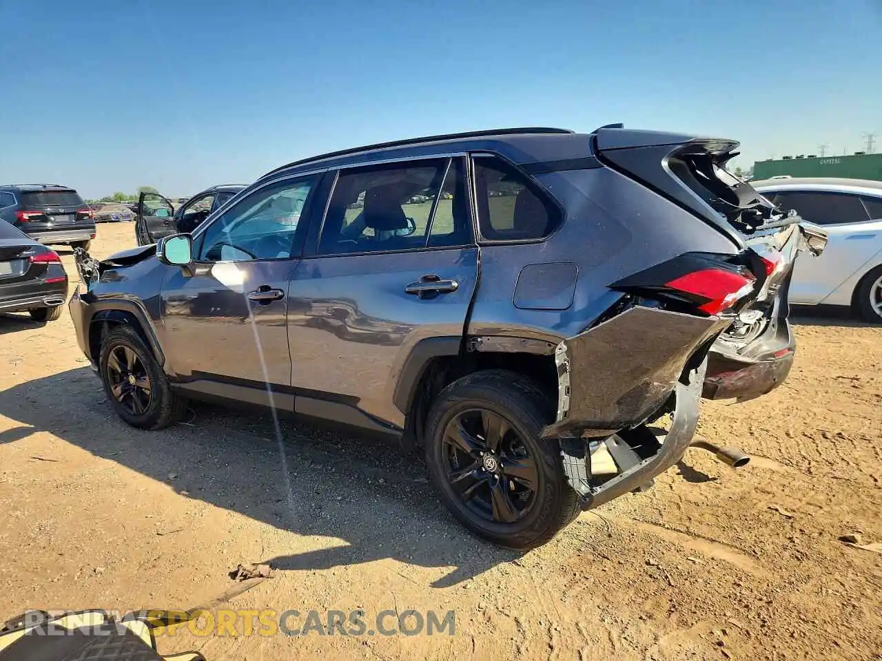 2 Photograph of a damaged car 2T3P1RFV1MW207467 TOYOTA RAV4 2021
