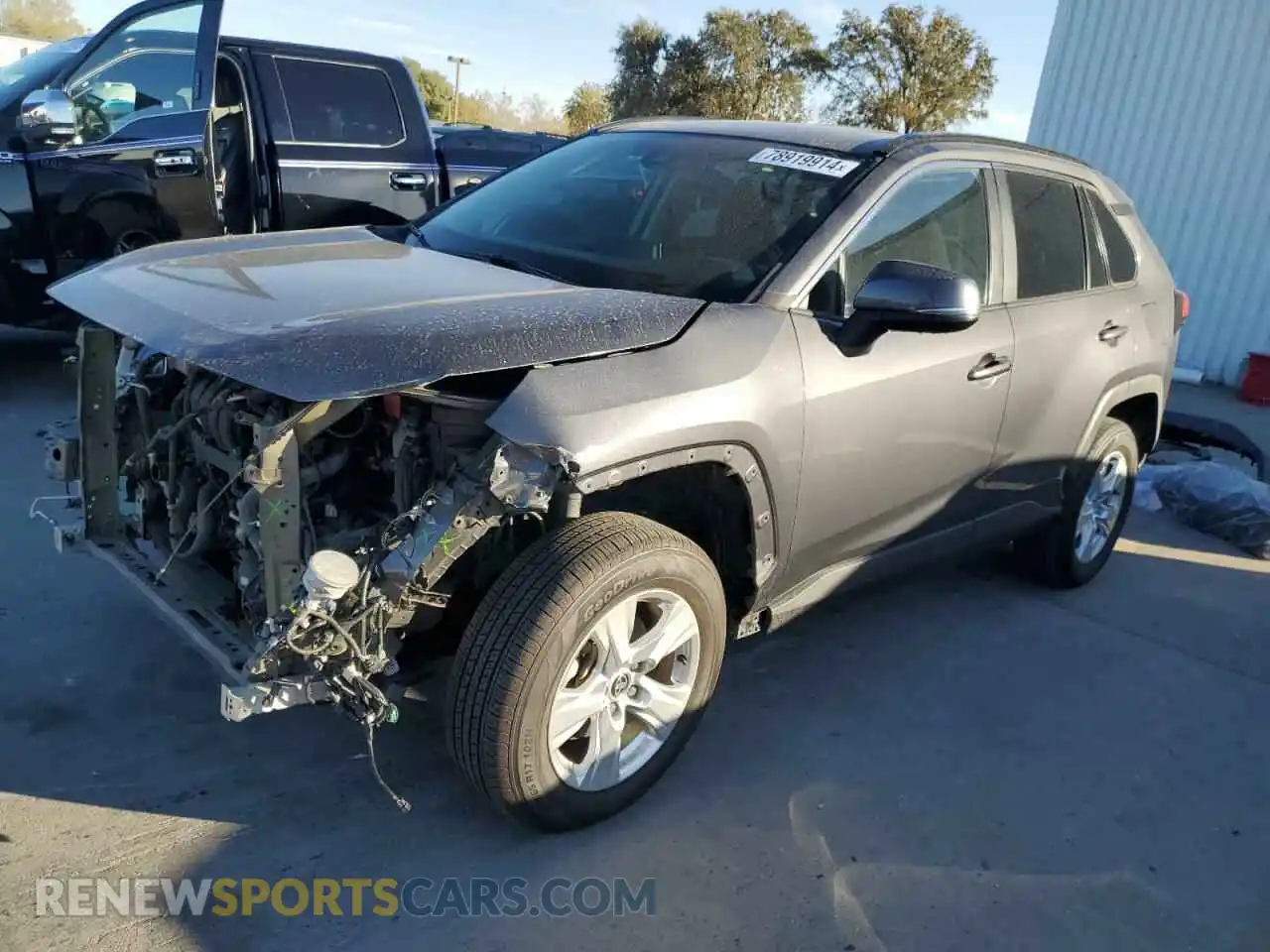 1 Photograph of a damaged car 2T3P1RFV1MW213625 TOYOTA RAV4 2021