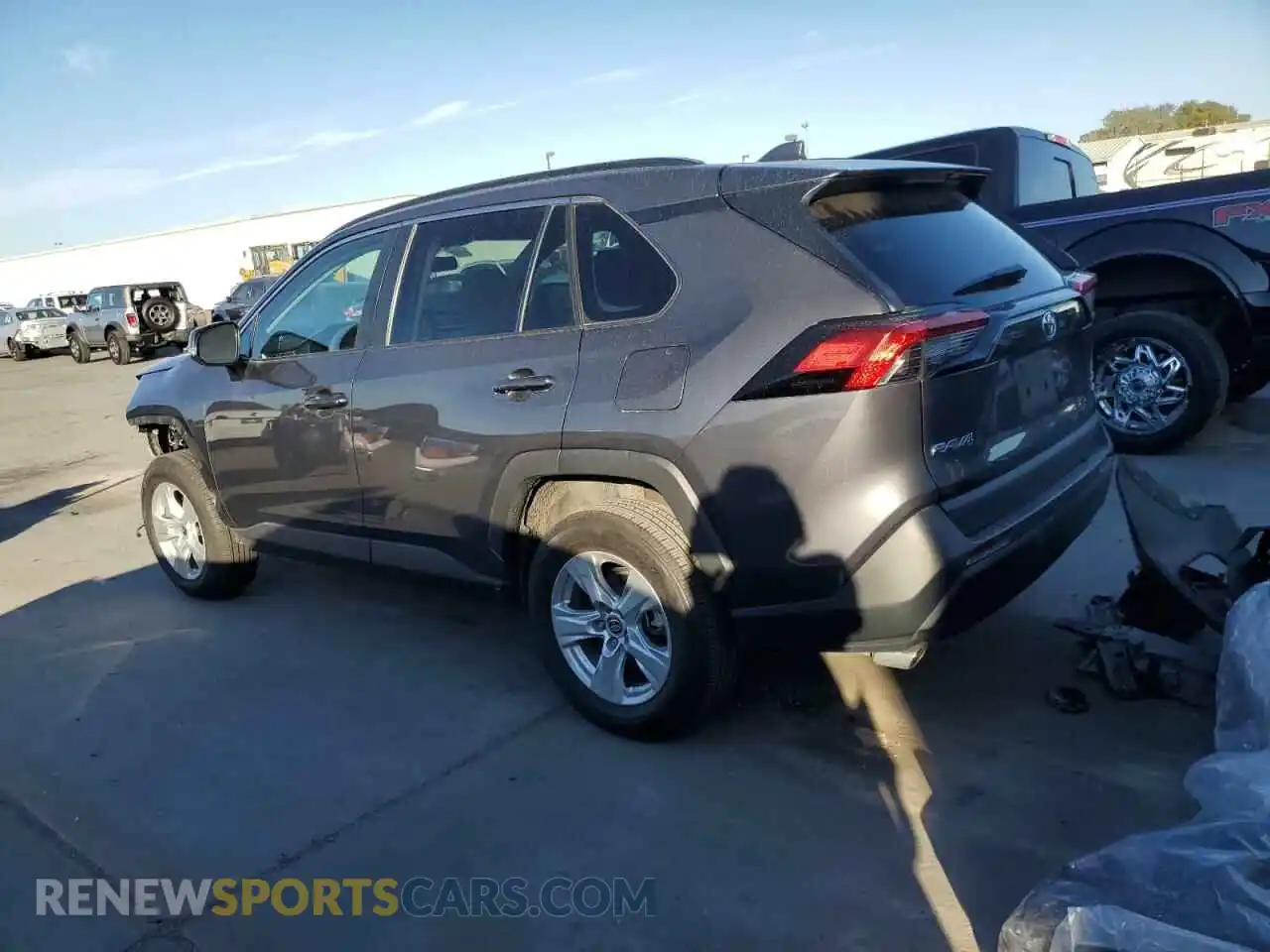 2 Photograph of a damaged car 2T3P1RFV1MW213625 TOYOTA RAV4 2021