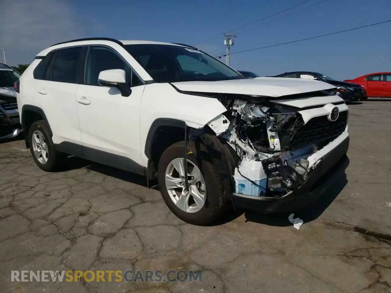 1 Photograph of a damaged car 2T3P1RFV2MC144073 TOYOTA RAV4 2021