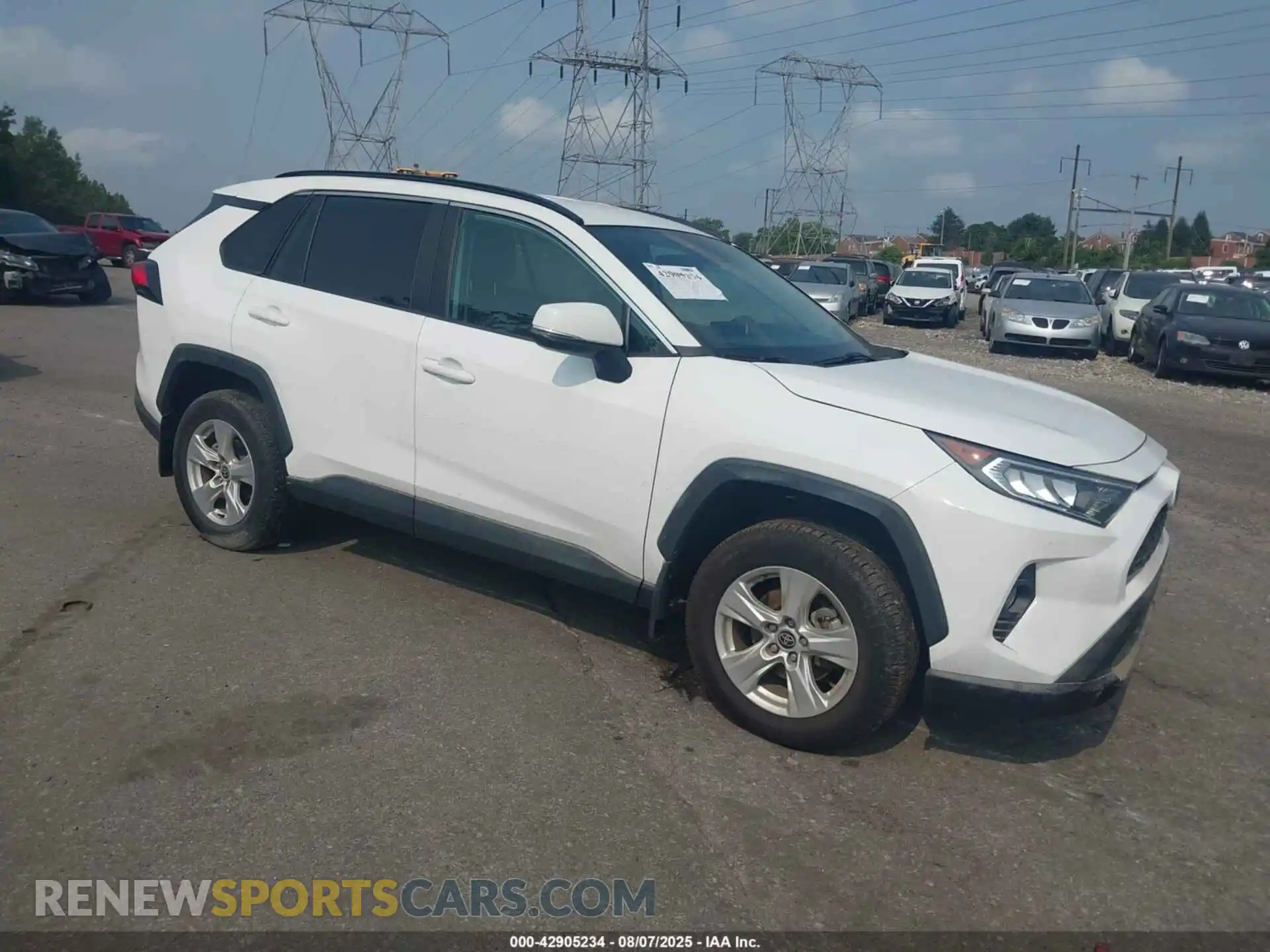 1 Photograph of a damaged car 2T3P1RFV2MC182984 TOYOTA RAV4 2021