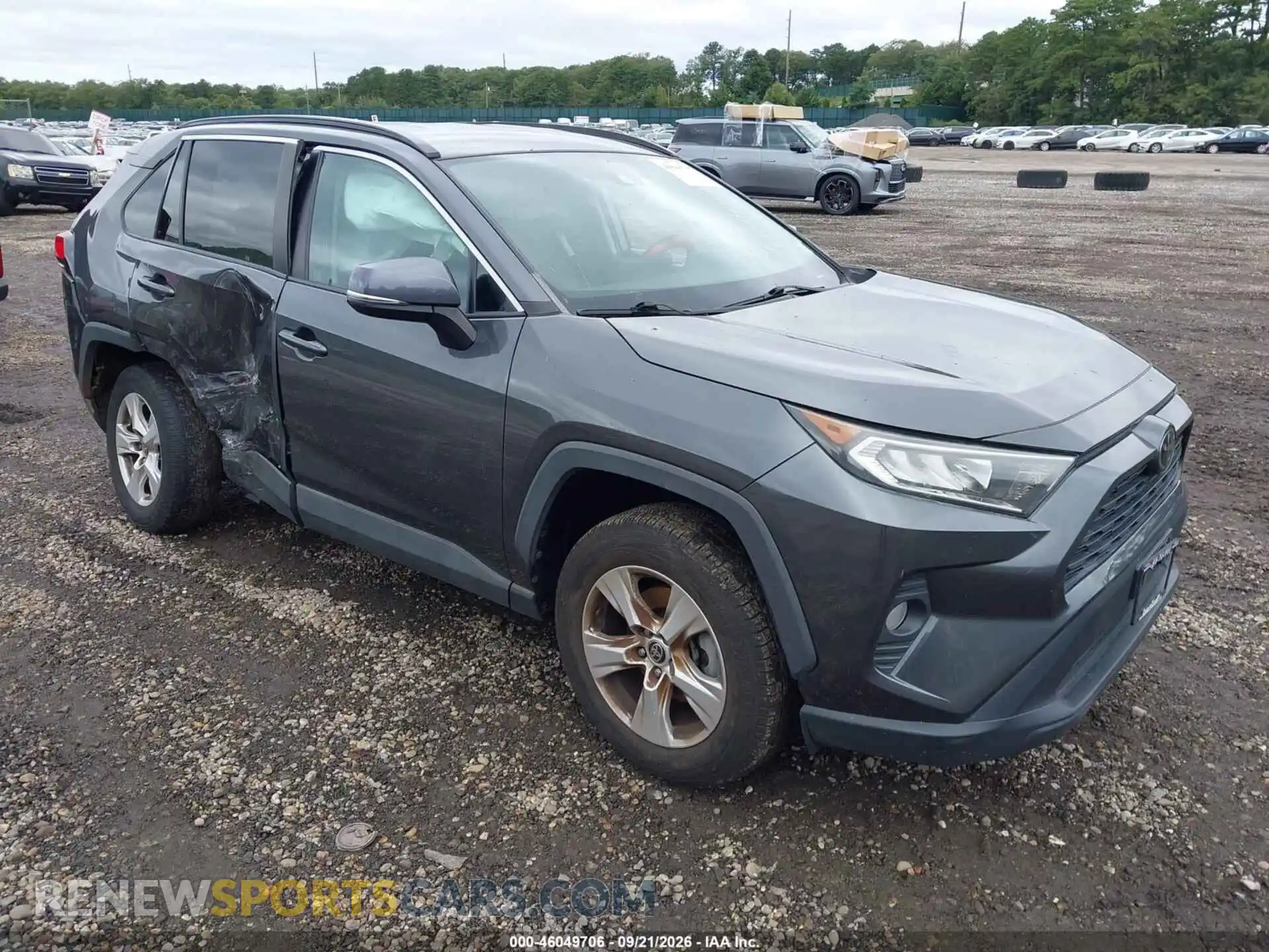1 Photograph of a damaged car 2T3P1RFV2MC189692 TOYOTA RAV4 2021